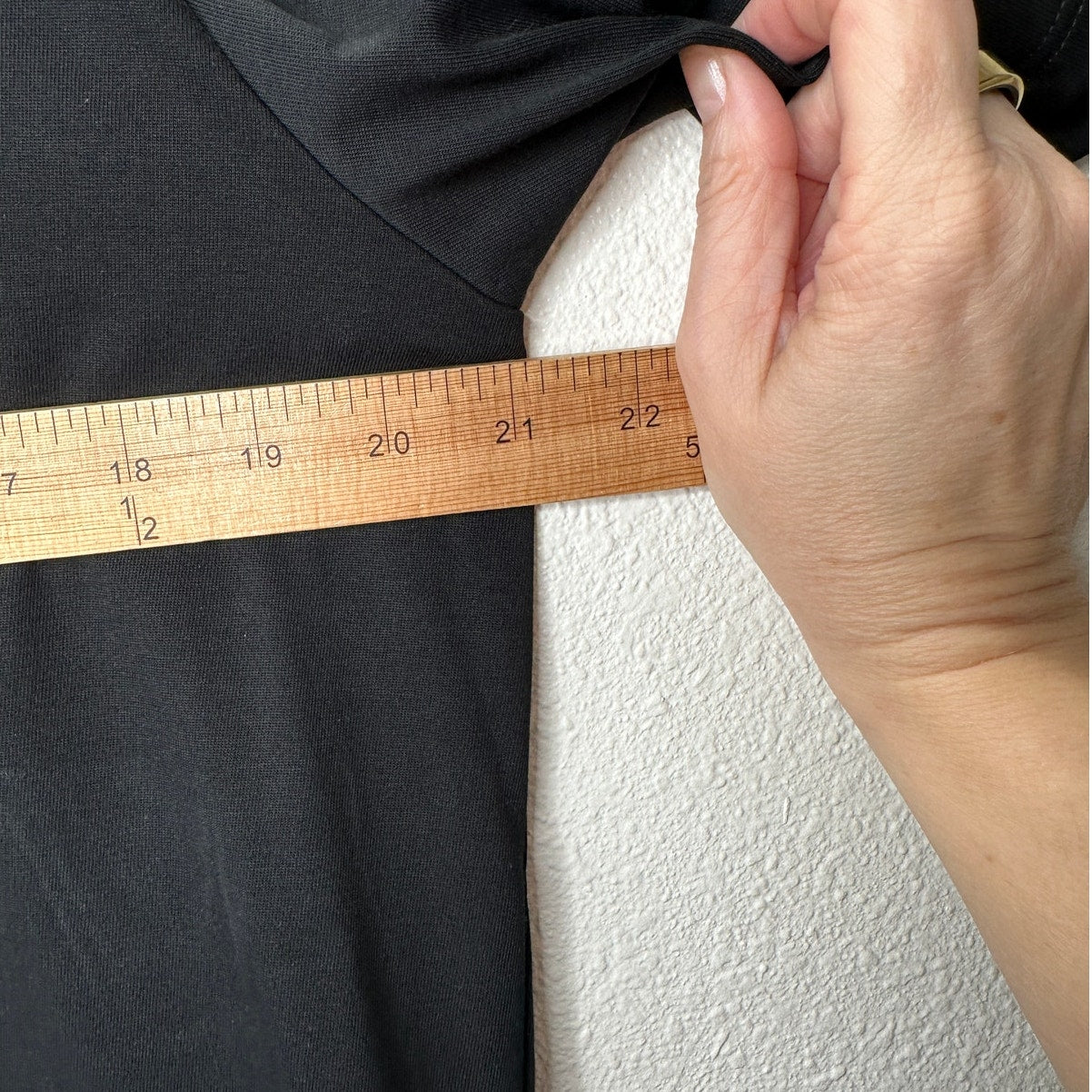 NWT The Row Black Chiara Round Neck Short Sleeve 100% Pima Cotton Top L