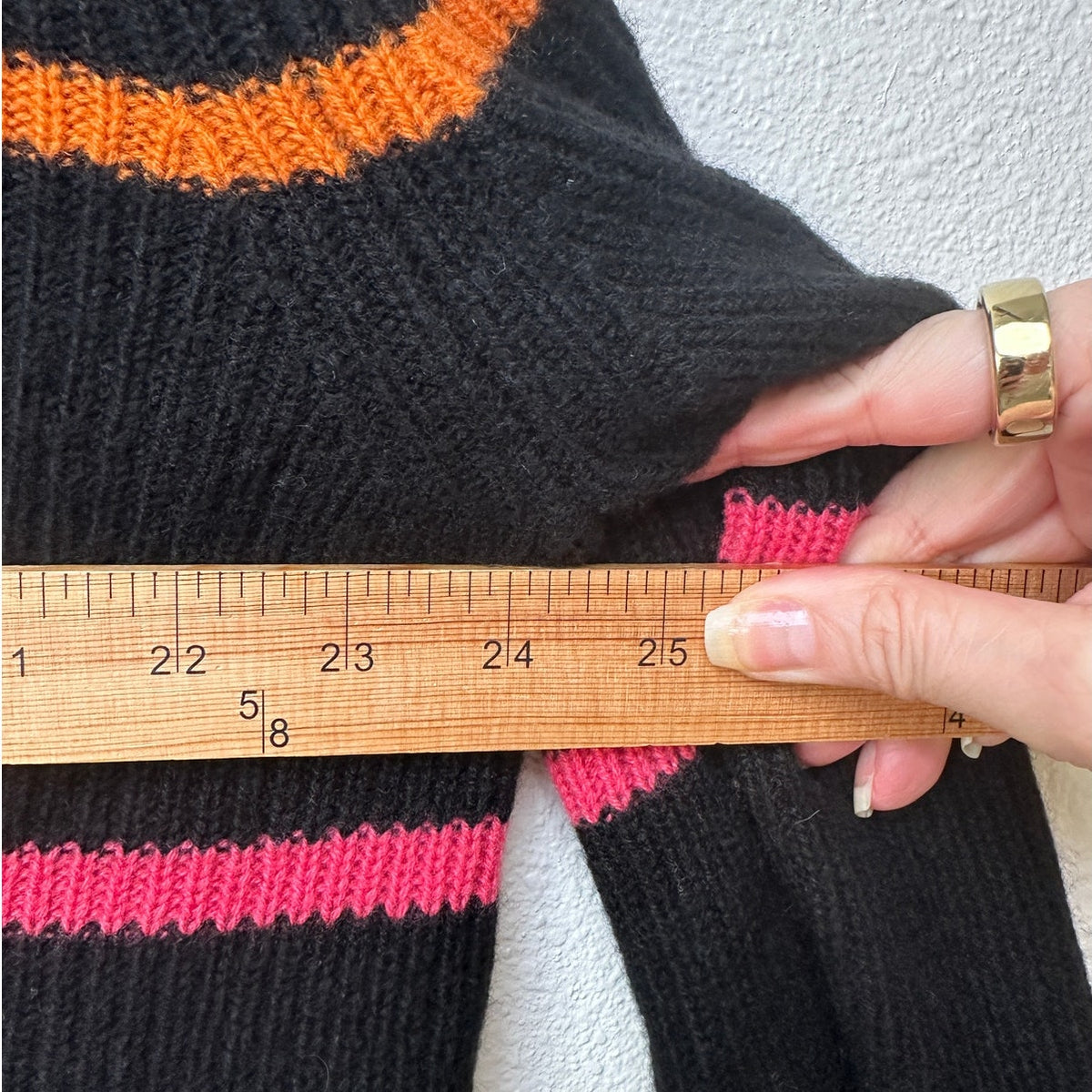 The Elder Statesman Black Multicolor Stripe Cashmere Sweater M