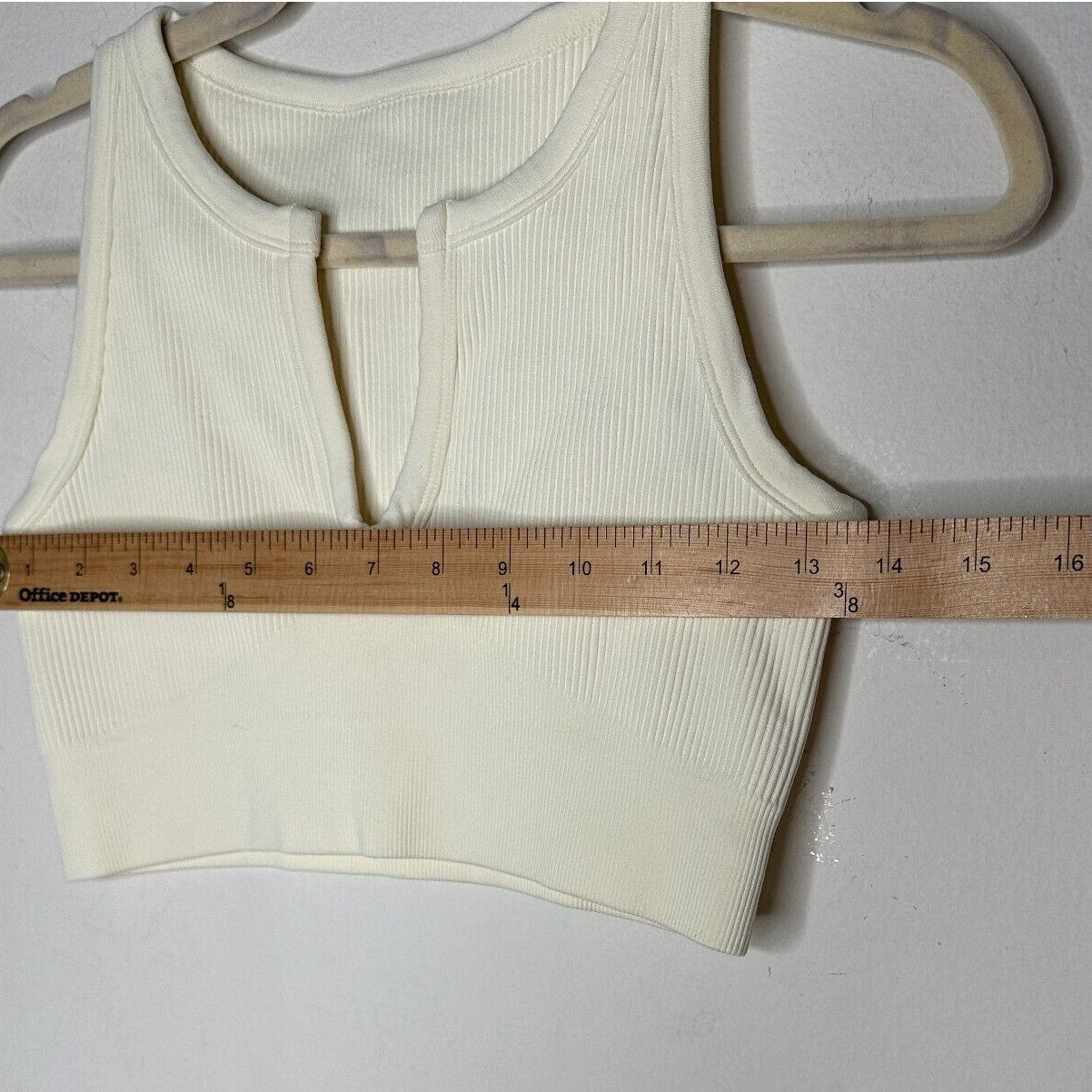 Cream Ribbed Knit Cut Front V-Neck Soft Sports Bra Crop Top No Inserts Medium