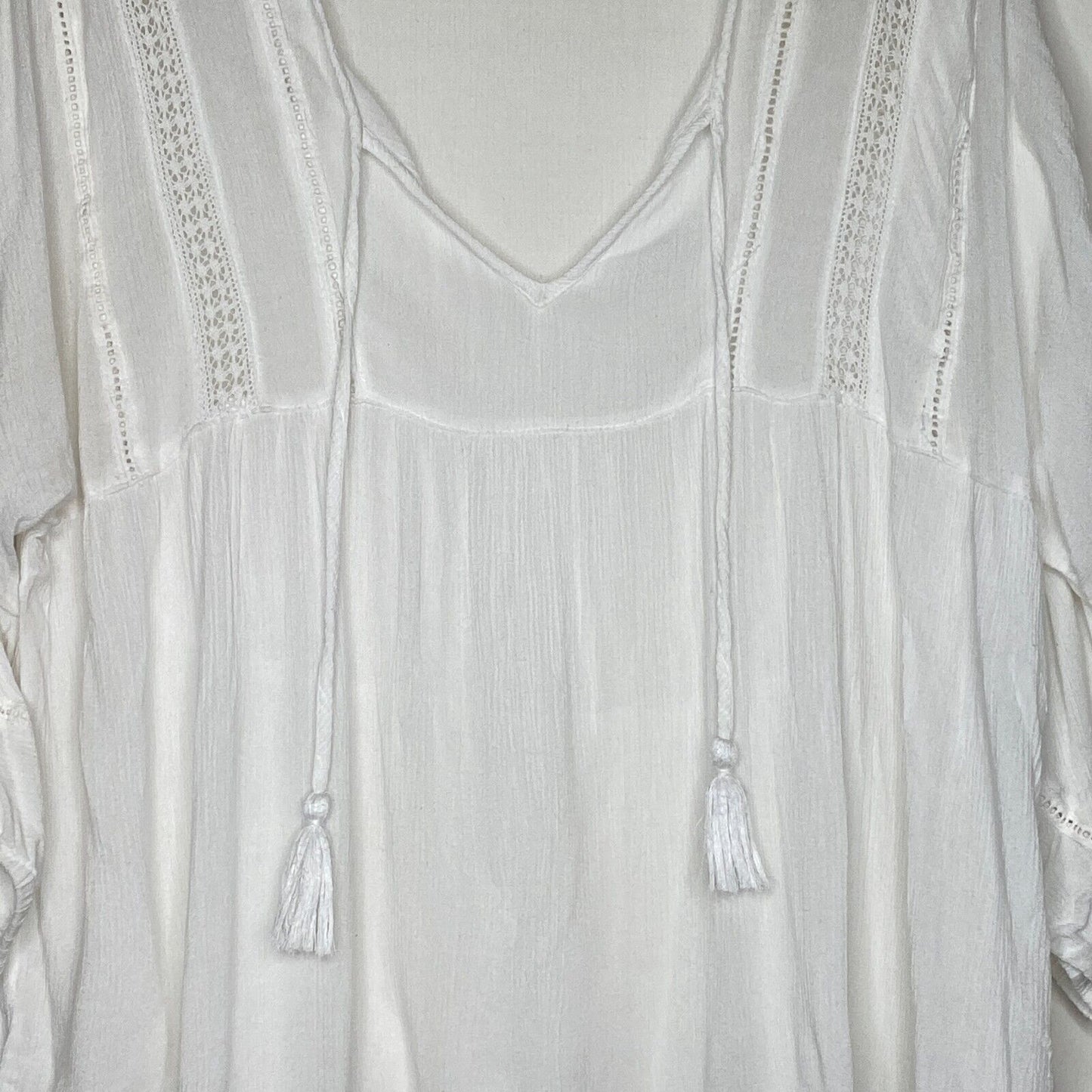 Revolve Lulu's Amuse Society Cool Breeze Relaxed Top White VTie Boho Crochet XS
