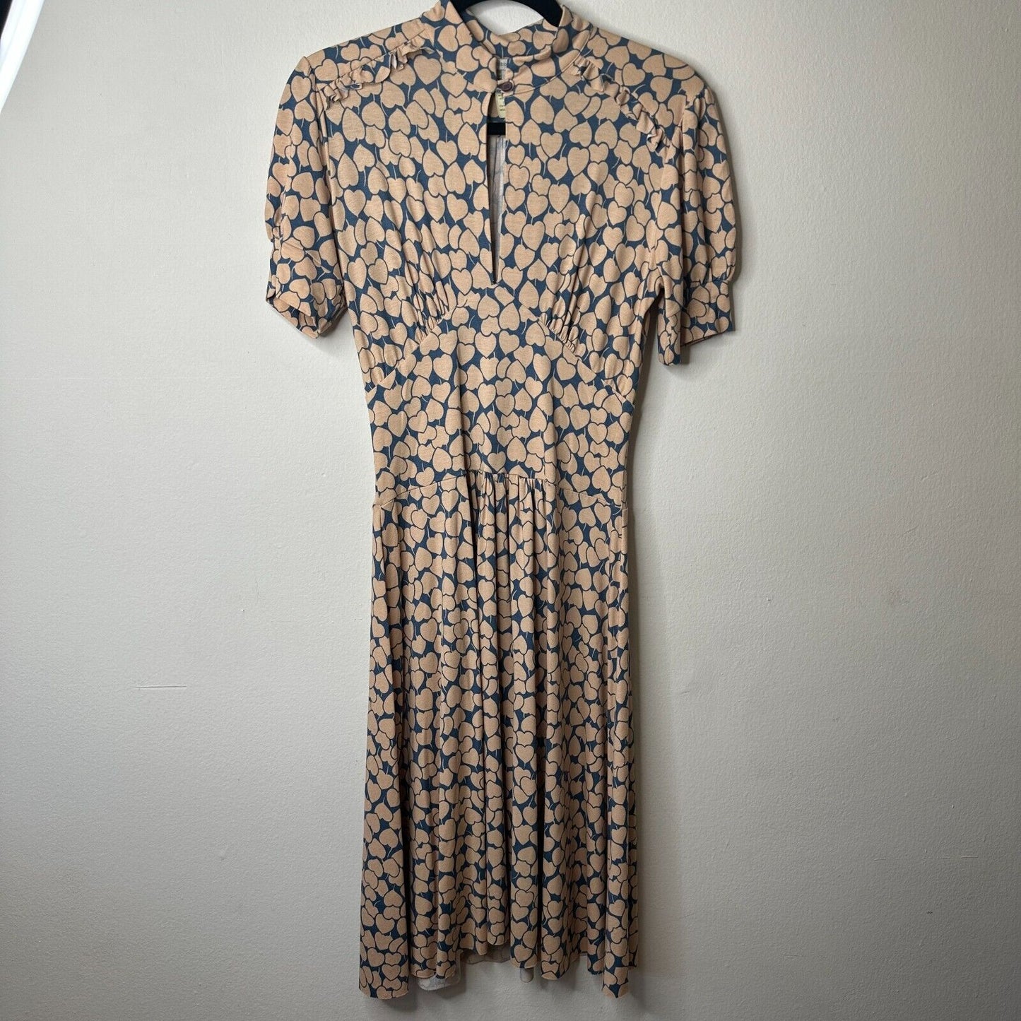 Maria Bonita Extra Blue & Tan Heart Keyhole Front Short Sleeve Mid Dress Med