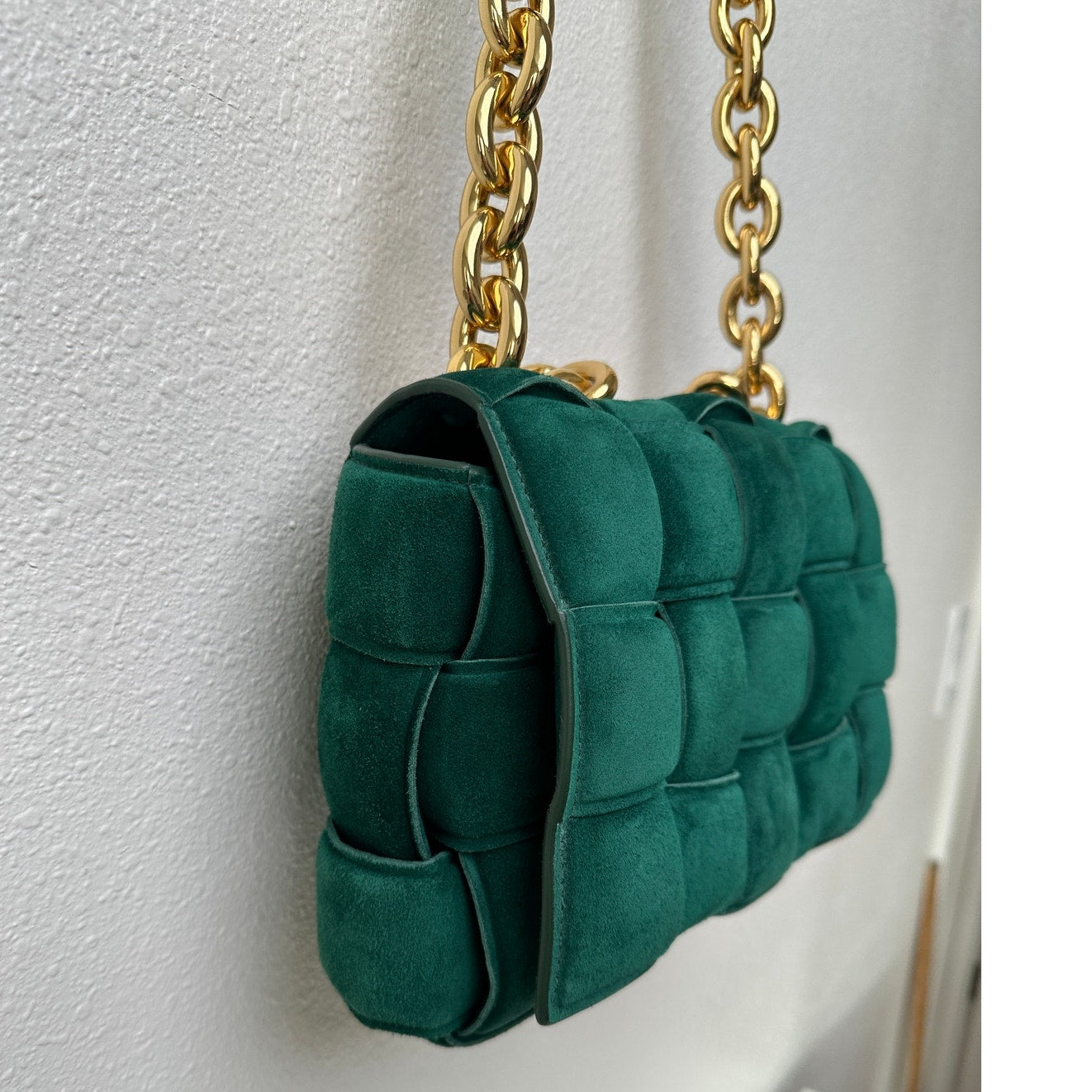 Bottega Veneta Padded Chain Cassette Bag – Green with Gold-Tone Chain