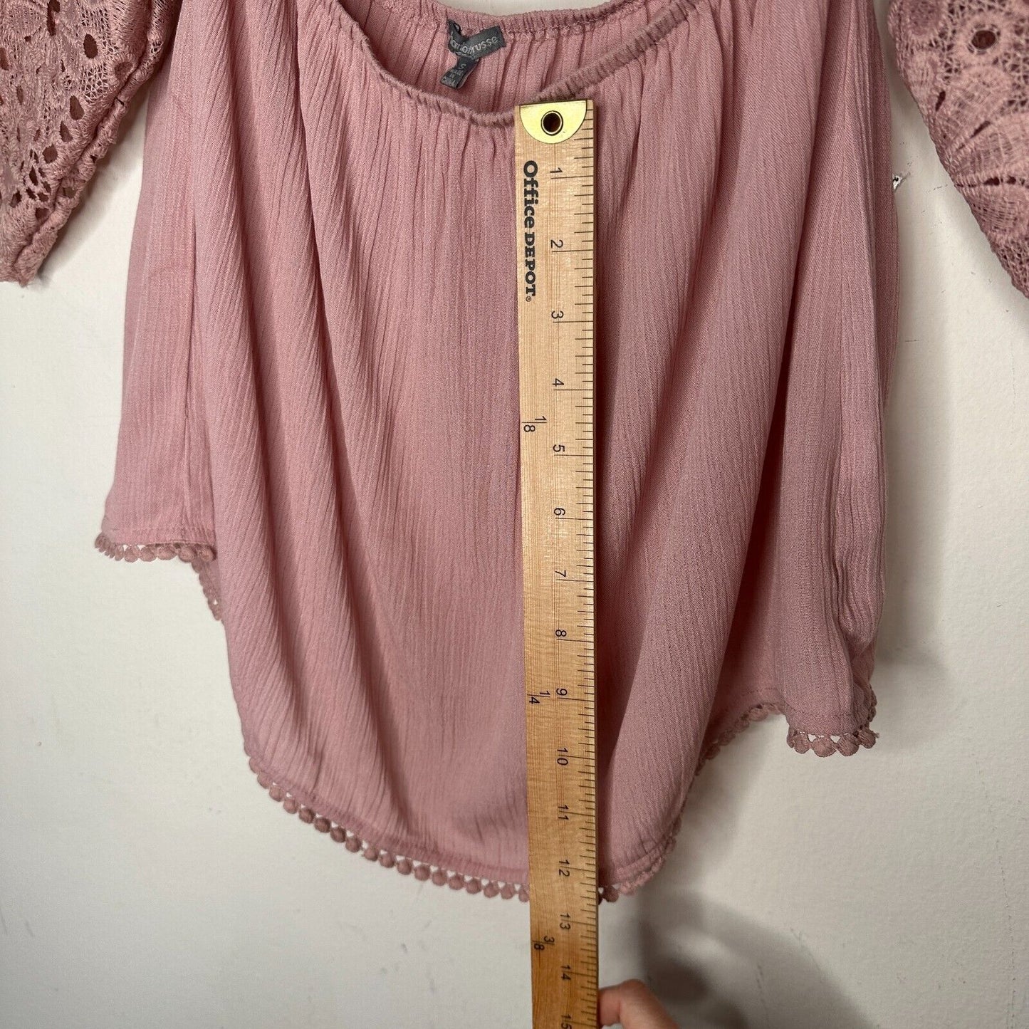 Charlotte Russe Dusty Pink Off Shoulder Eyelet Short Sleeve CropTop Blouse Small