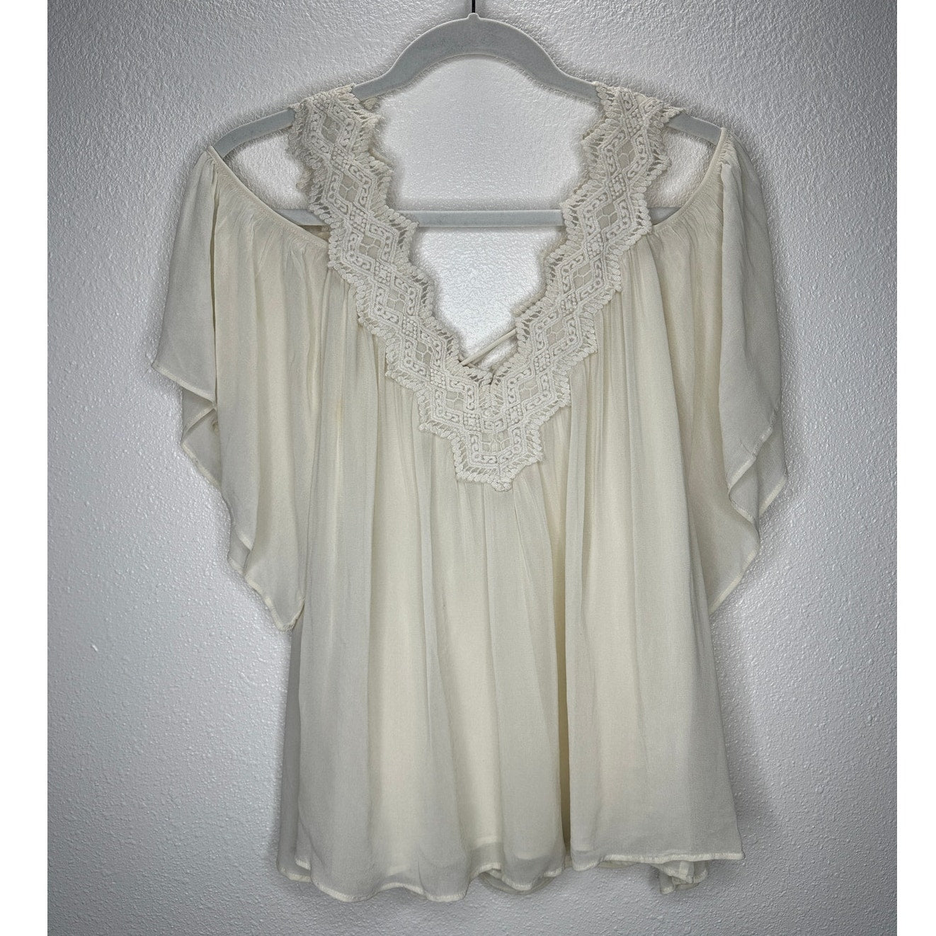Love Sam Ivory Cream Crochet V-Neckline Tie Back Cold Shoulder Top M