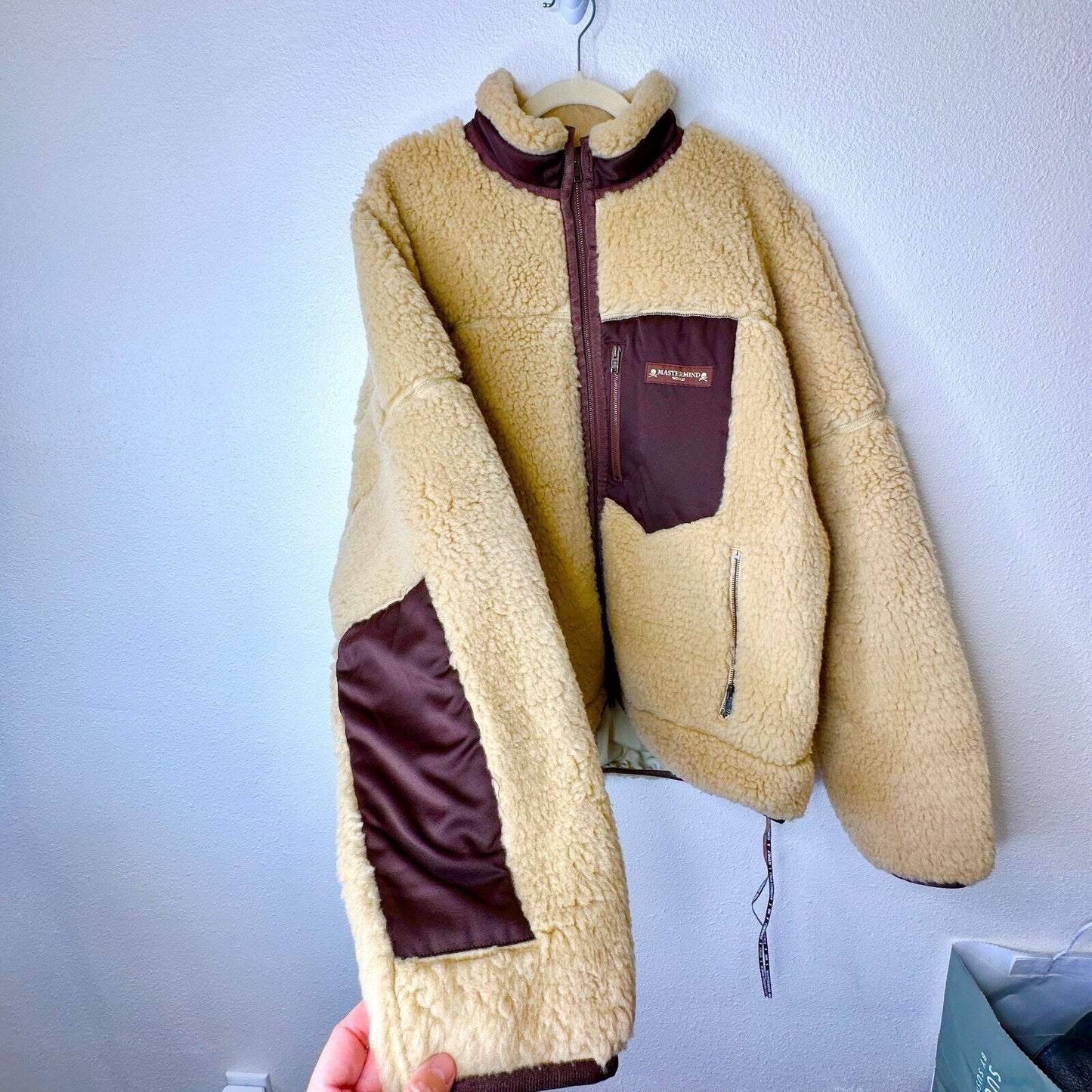 NWT Mastermind World Beige & Brown Cashmere Sherpa Jacket Skull & Crossbone Back