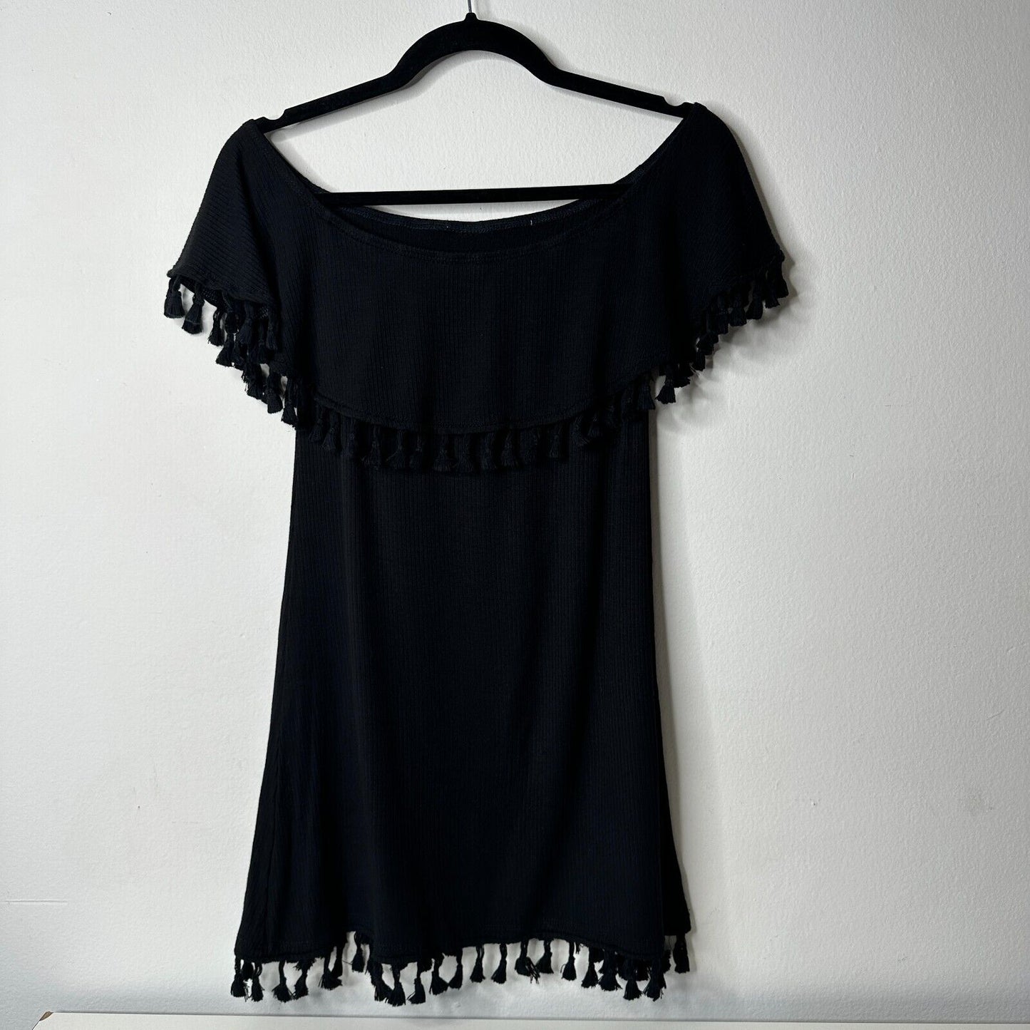 Revolve EastNWest Black Cabo Ribbed Tassel Hem Detail Off-Shoulder Mini Small