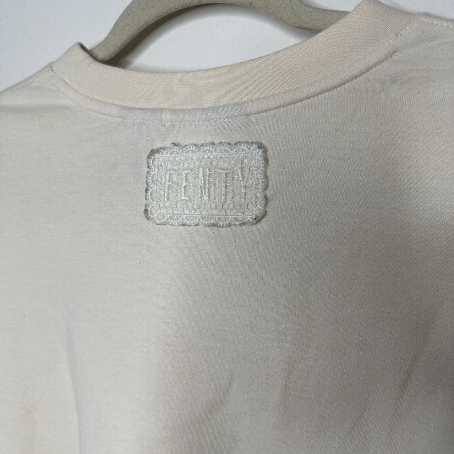 Puma X Rihanna Fenty Tan 13 Graphic Long Sleeve Crew Neck Off White Sweater S