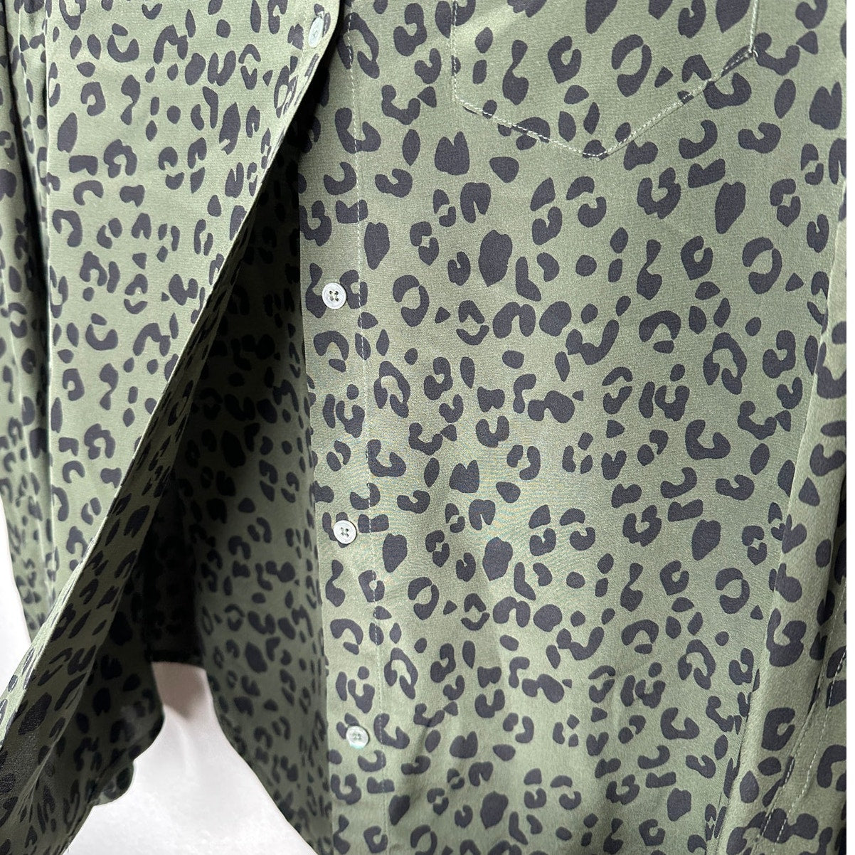 Rails Kate Olive Cheetah Print Long Sleeve Button Down Silk Blouse S