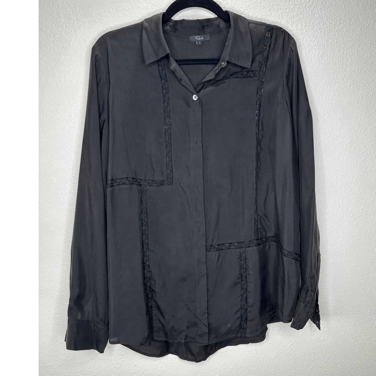 Rails Mona in Black Crepe Lace Long Sleeve Button Collared Shirt L