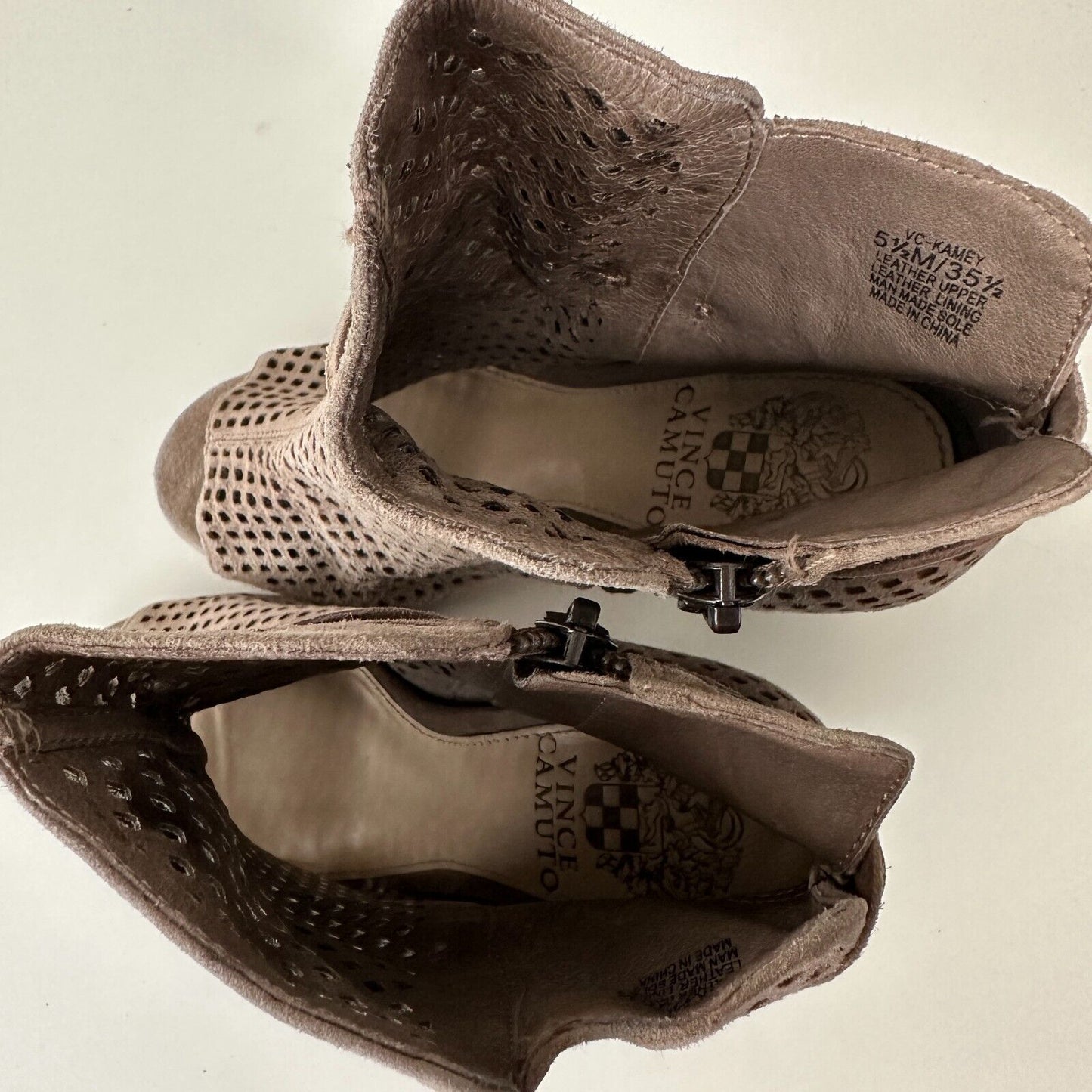 Vince Camuto Kamey Tan Taupe Suede Laser Cut Open Toe Tie Tassel Zip Booties 5.5