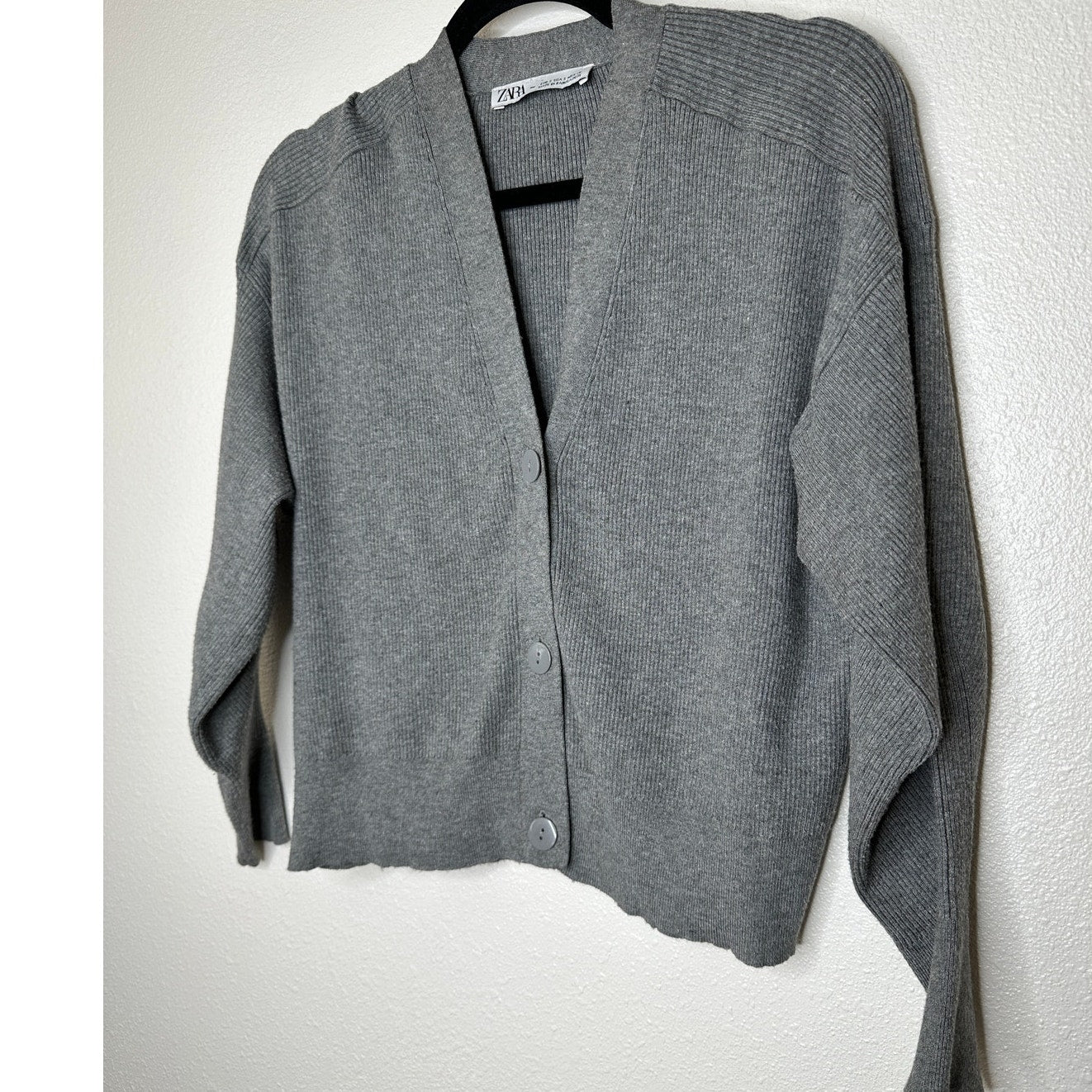 Zara Heather Gray Micro Rib V-Neck Front Button Long Sleeve Crop Cardigan Sweater S