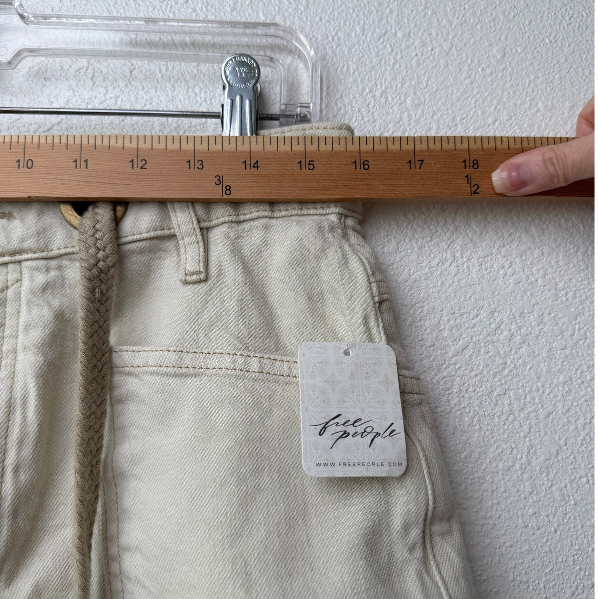 NWT We The Free Moxie Shorts Ivory Rope Belt Raw Hem Eyelet Size 26