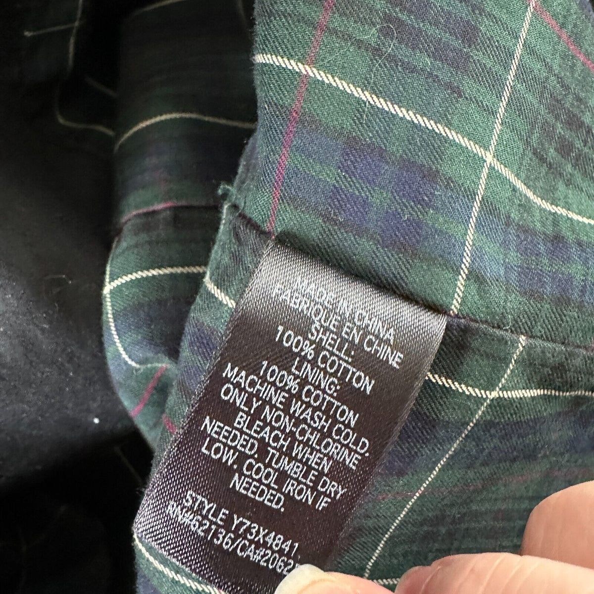 Guess Black Button Down Belted Trench Coat Navy and Green Plaid Interior M