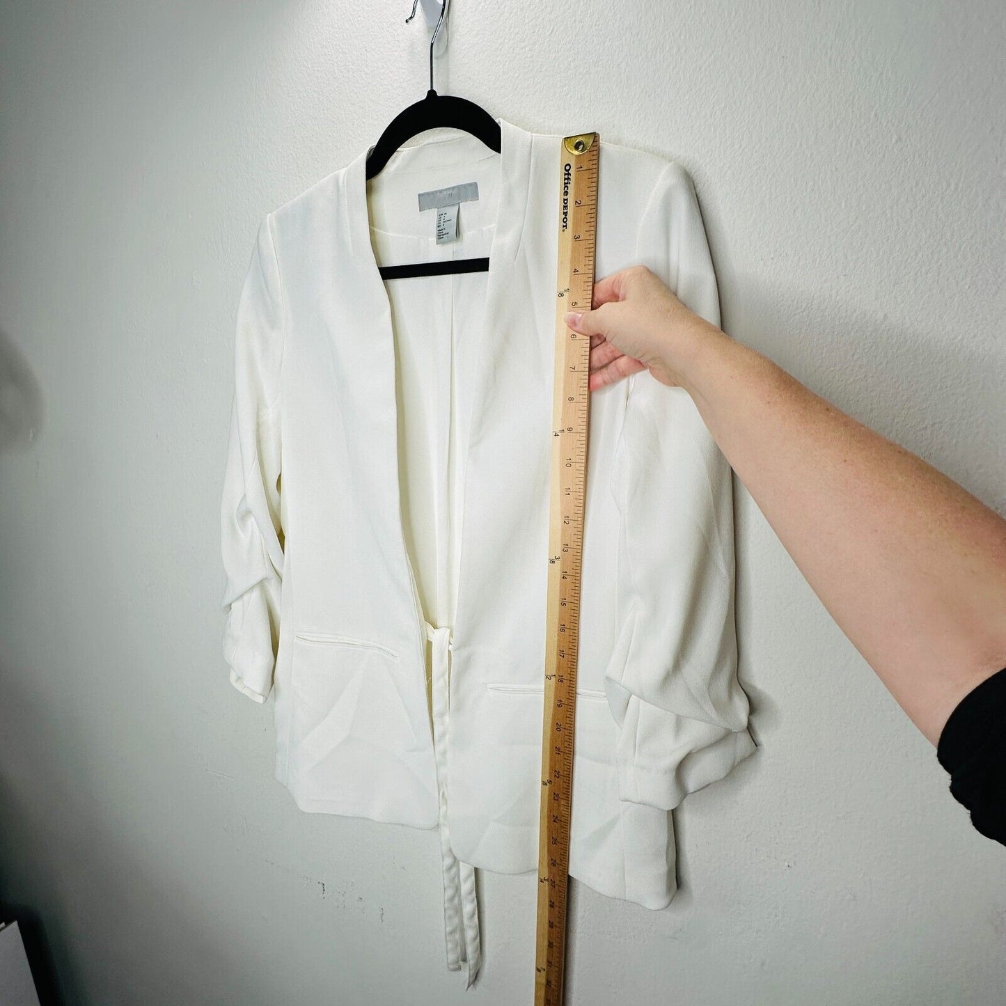H&M Cream Linen Blend Fitted Blazer Jacket Hook & Eye Front 3/4 Ruched Sleeves 4