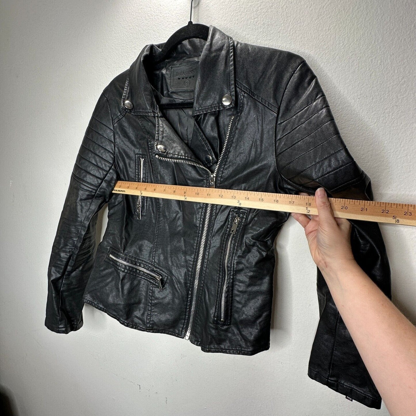 BlankNYC Black Faux Leather Zip Moto Jacket Quilted Shoulders & Back Design SM