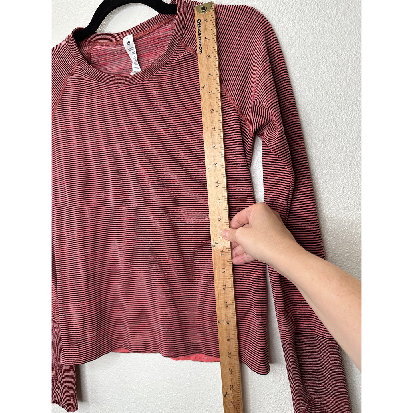 Lululemon Swiftly Tech Long Sleeve 2.0 Race Length Stripe Top 6