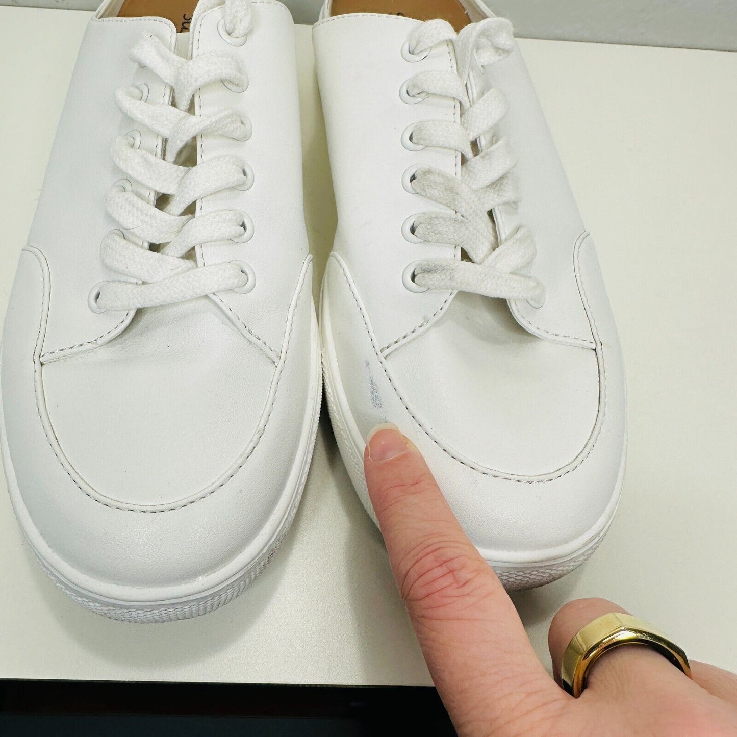 Susina White Leatherette Brynlee Closed Toe Slide-In Casual Mule Sneakers 9