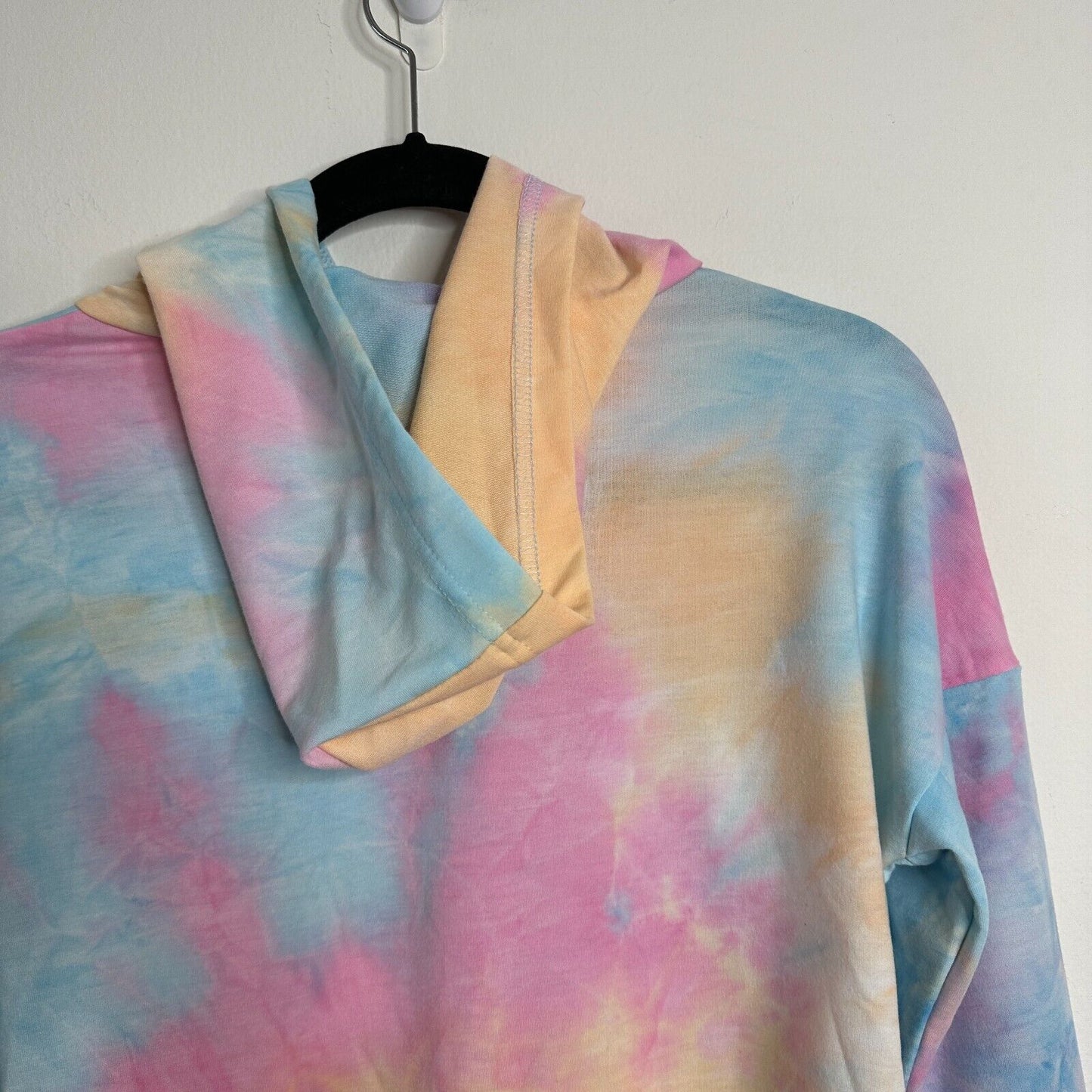Lightweight Pale Pink Blue Tie Dye Drop Shoulder Long Sleeve Crop Hoodie Small