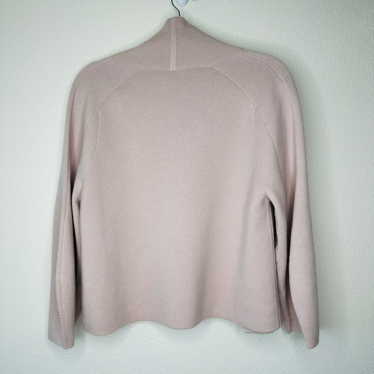 TSE Light Pink Magnetic Collared Cropped Cardigan Long Balloon Sleeves