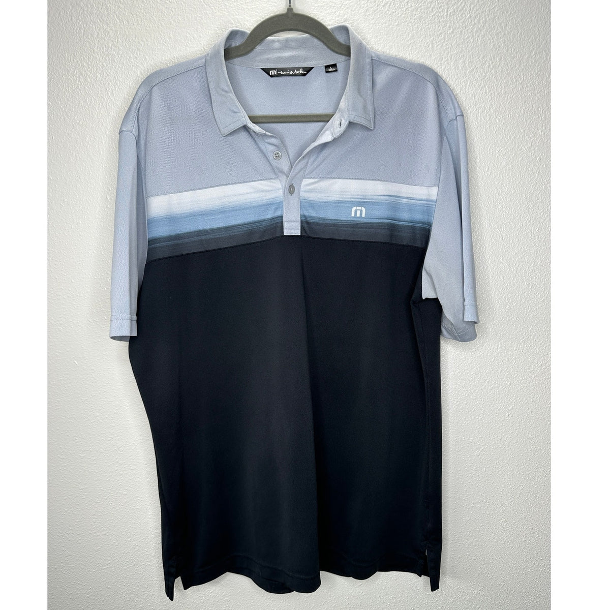 Travis Matthew Light Blue to Black Ombre Short Sleeve Golf Shirt M