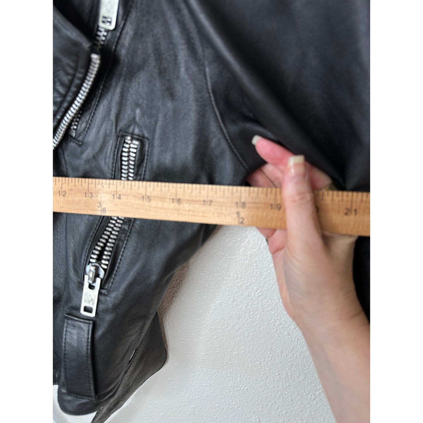 Raw Black Leather Silver Zip & Hardware Belted Shoulder Pad Moto Jacket L