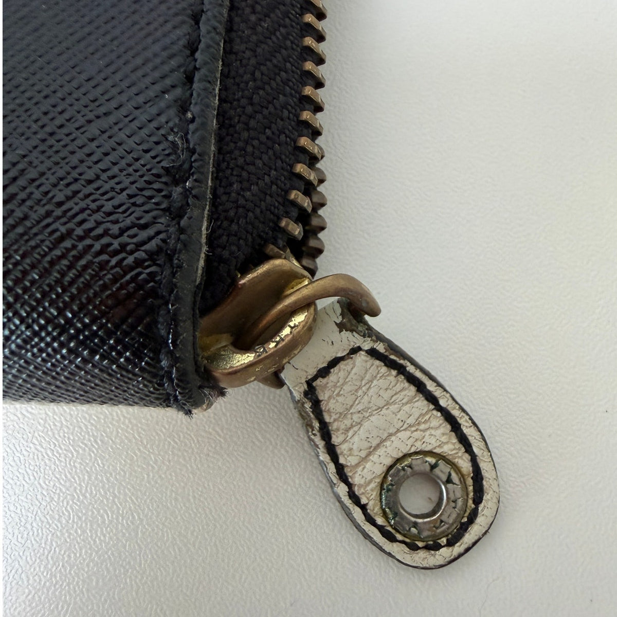 Marc by Marc Jacobs Zip Around Wallet Black Beige Saffiano Women's Two Tone