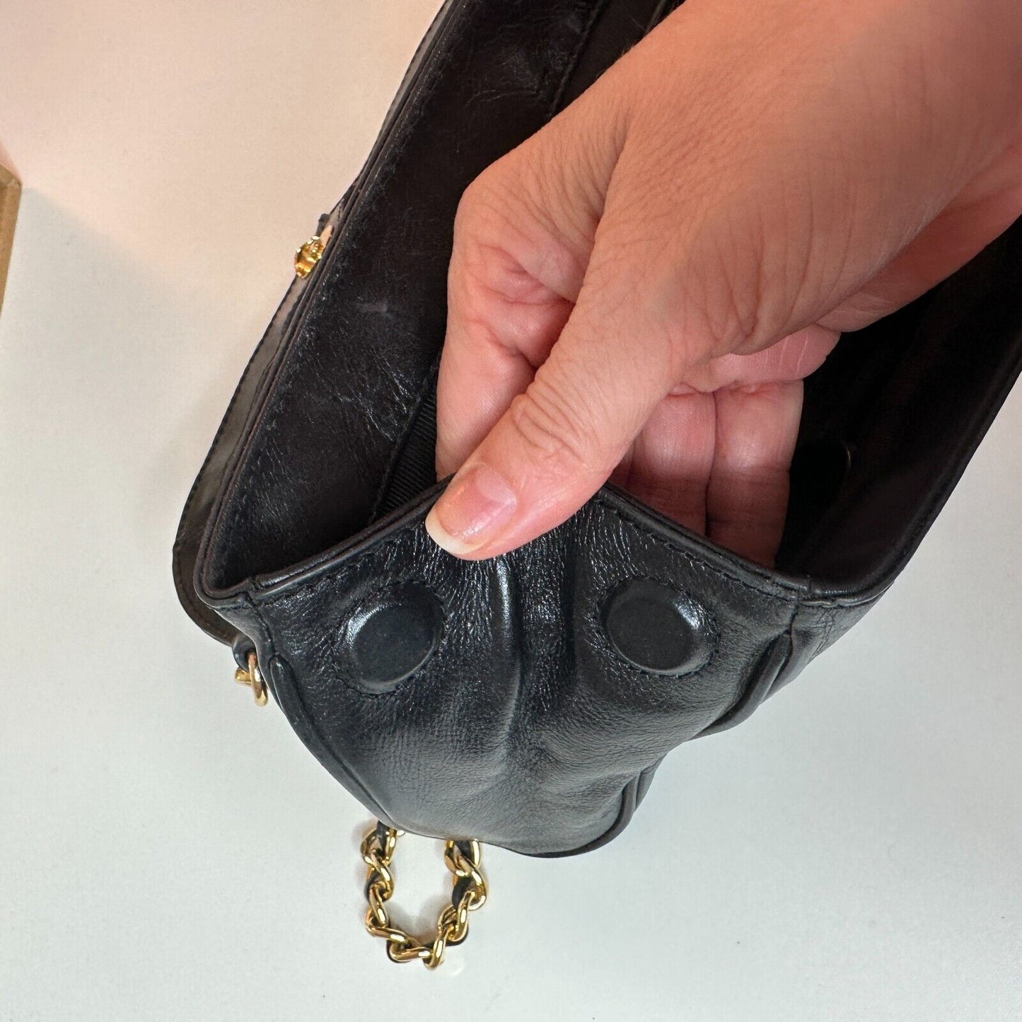 Badgley Mischka Black Leather Purse Detachable Chain Strap