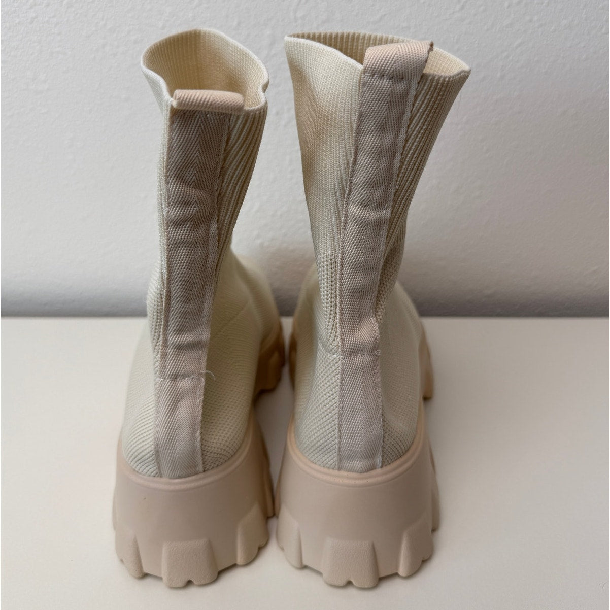 Women's Cream Knit Platform Sock Booties Chunky Lug Sole Boots Size 7