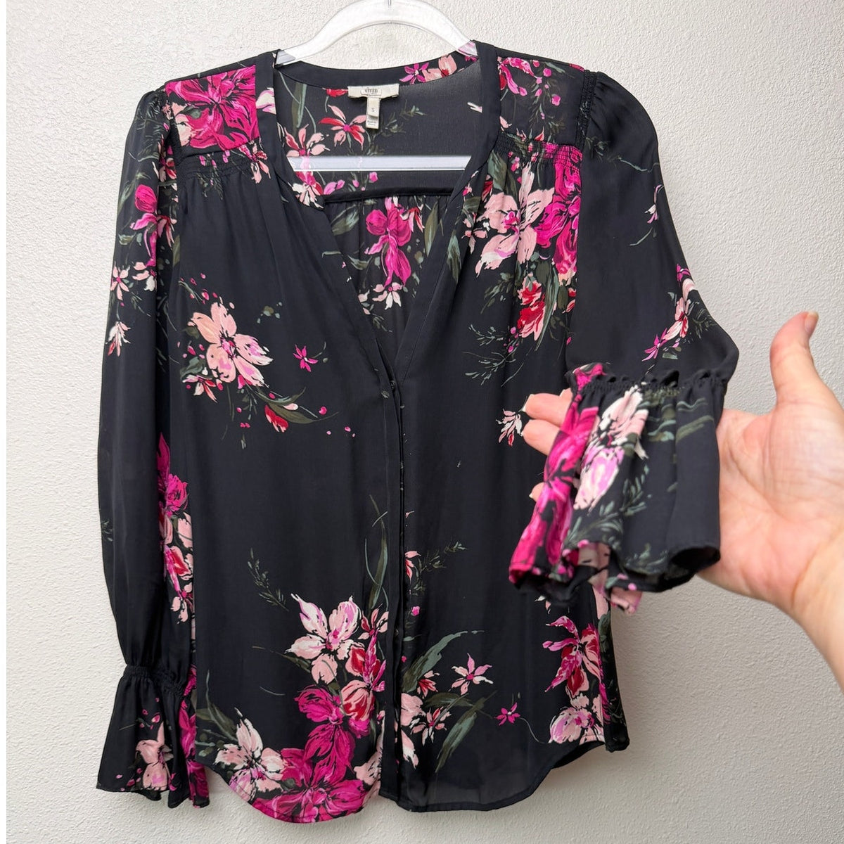 Joie Black Pink Floral Silk V Neck Blouse Women S