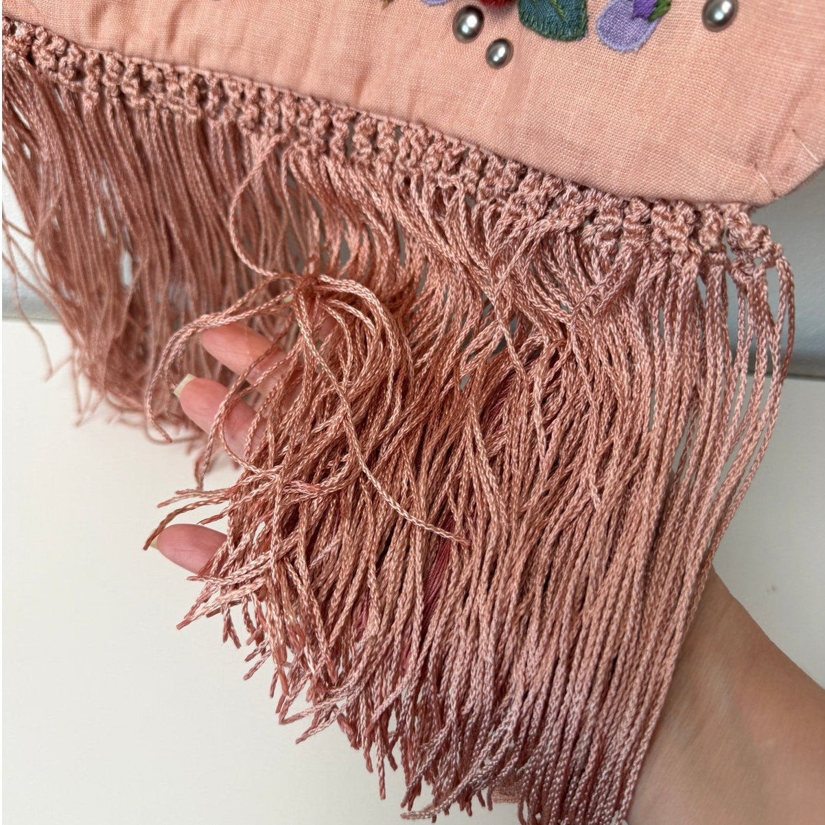 NWOT Valentino Garavani Nellcôte Pink Linen Floral Fringe Crossbody Bag