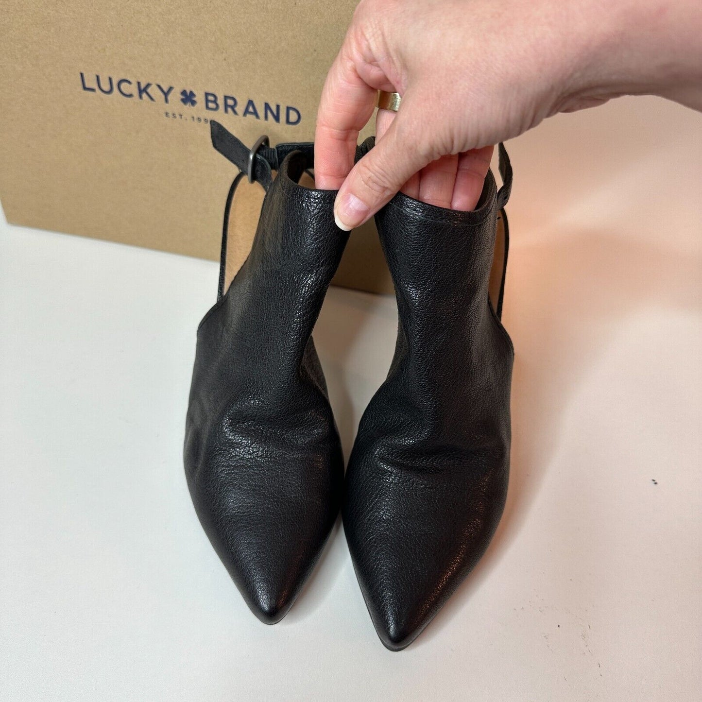 RARE Lucky Brand Ibiza Jet Black Pointed Toe Leather Ankle Strap Stiletto 7.5