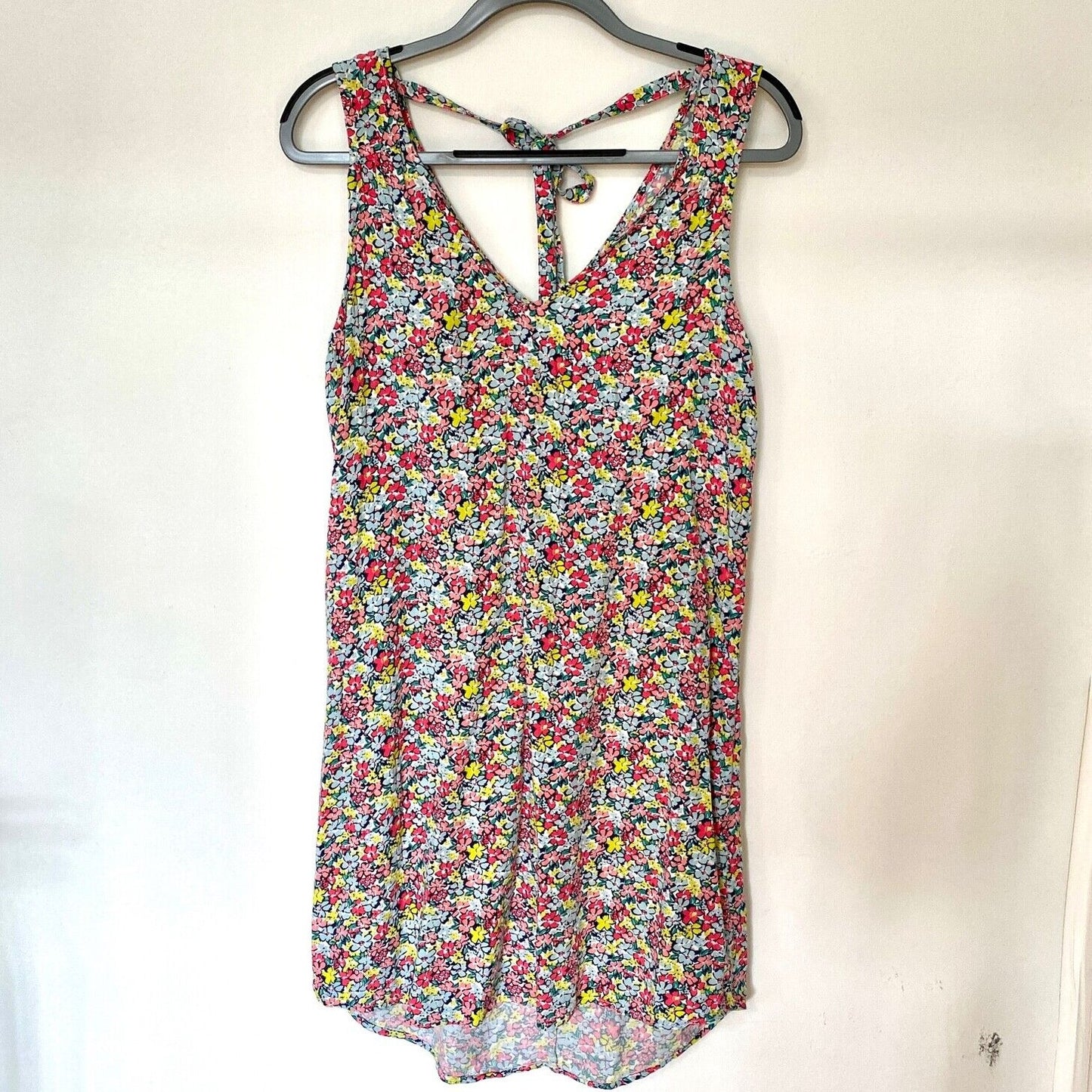 Gap Cute Pink Multi-Color Floral Sleeveless V-Neck Shift Dress Tie Back XS