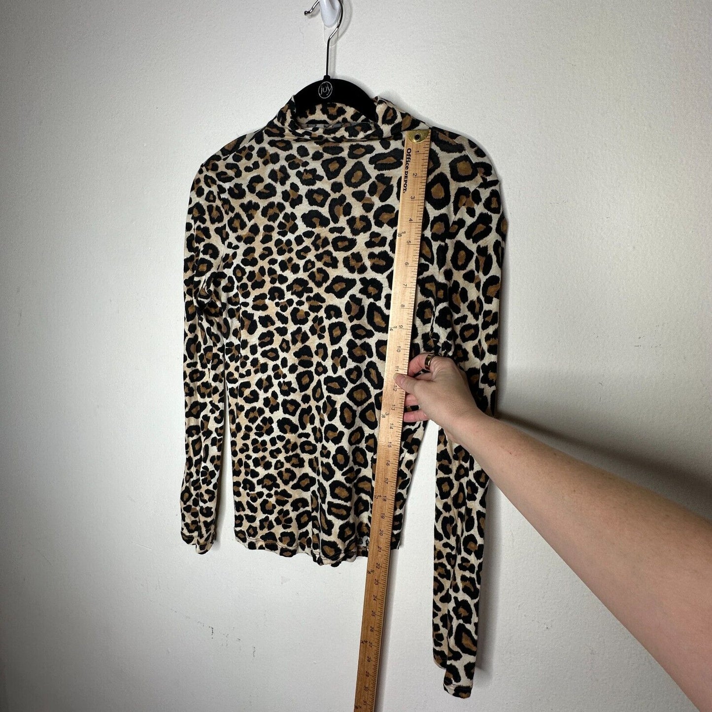 BLDWN Tan and Black Cheetah Knit Print Long Sleeve Mock Neck Fitted Knit Top S