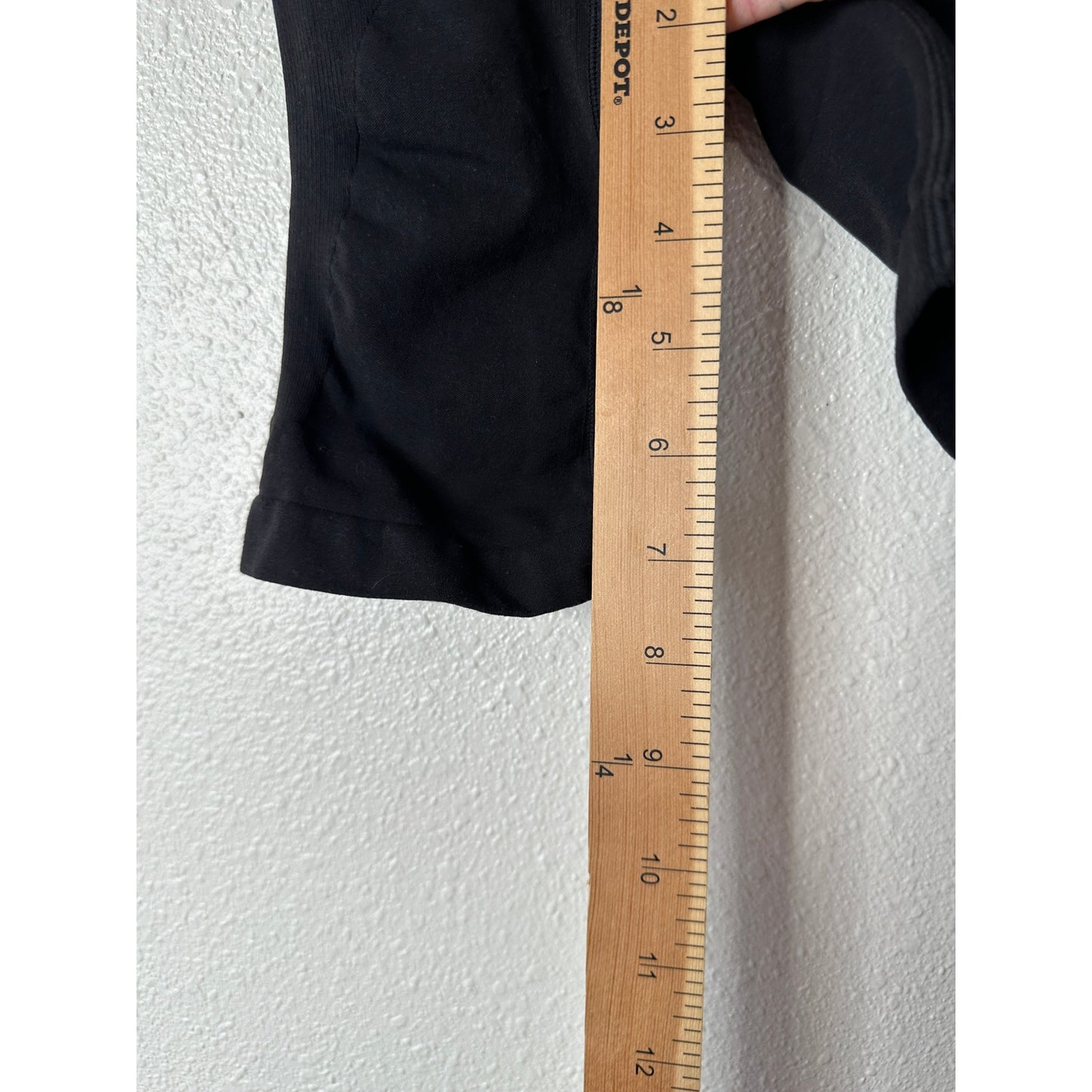 Skims Black High Waist Biker Shorts S/M | Seamless Shaping Stretch