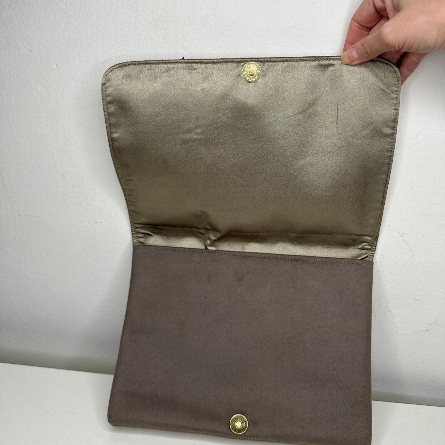Shiraleah Mocha Suede Clutch Purse Cute Appliqué Owl Silk Zip Lining