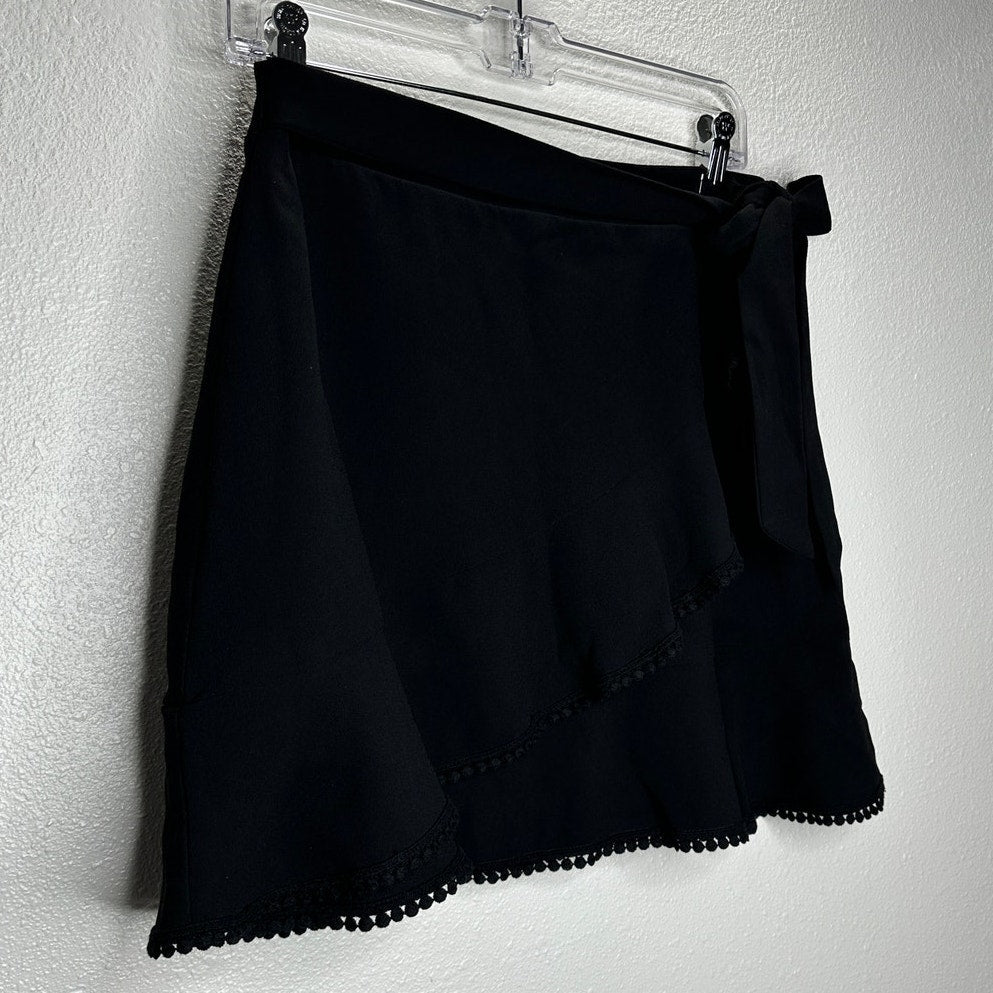 Cupcakes & Cashmere Black Pom-Pom Tiered Ruffle Faux Wrap Mini 6