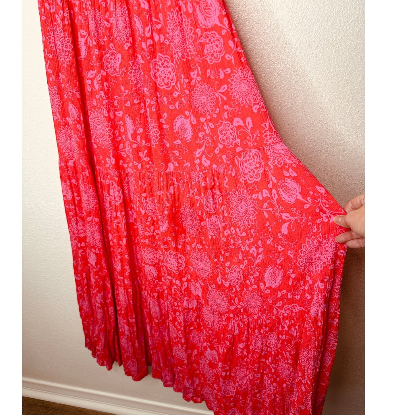 Lush Red & Pink Scoop Neck Open Tie Back Floral Print Boho Midi Sun dress S