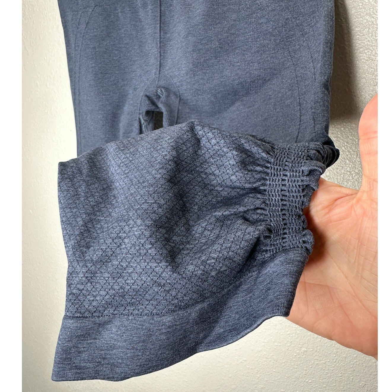 Lululemon In The FLow Slate Blue Gray Side Ruche Crop Yoga Pant 8