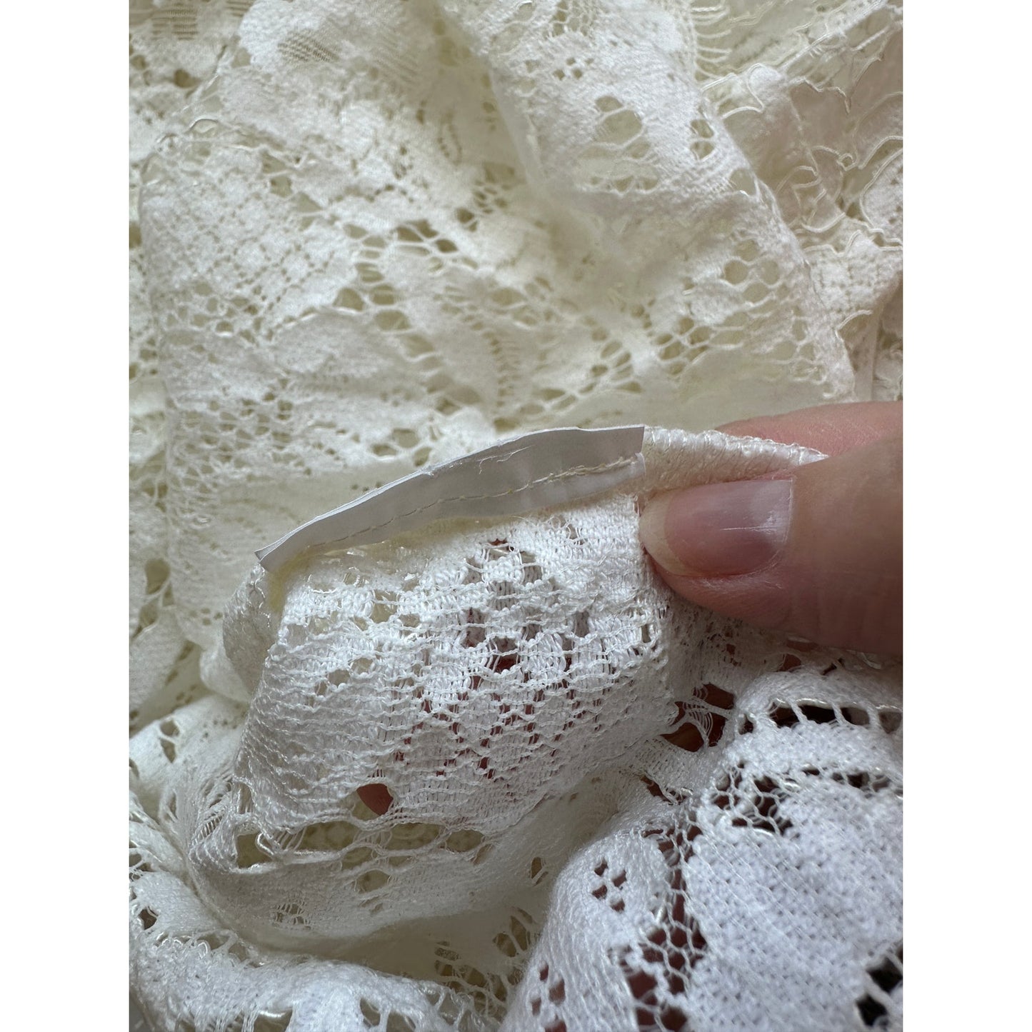 Club Monaco Ivory Floral Lace Round Neck Keyhole Back Long Sleeve Scalloped Hem Blouse XS