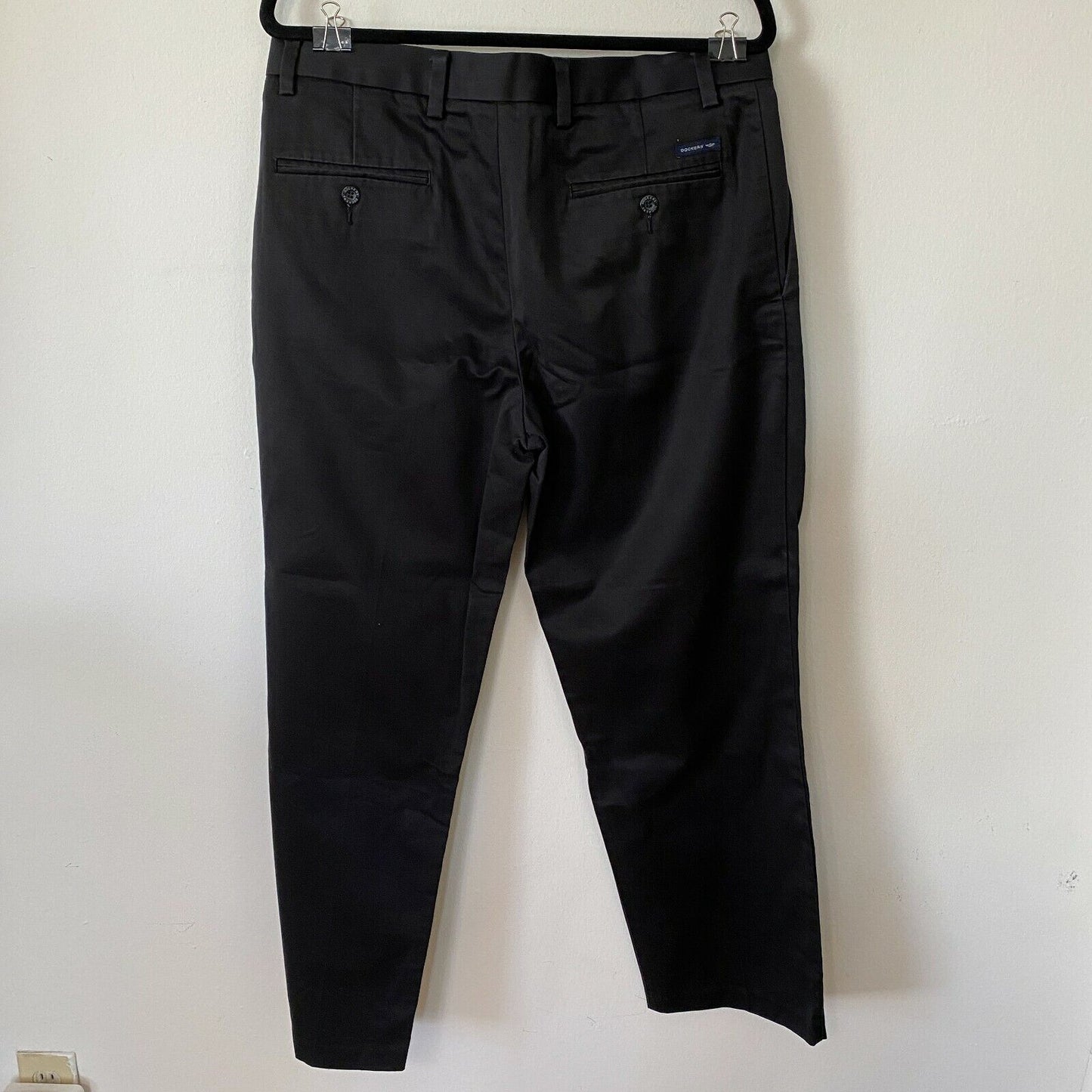 Men's Dockers D3 Classic Fit Pleated Black Zip Close Casual Pant Trousers 34