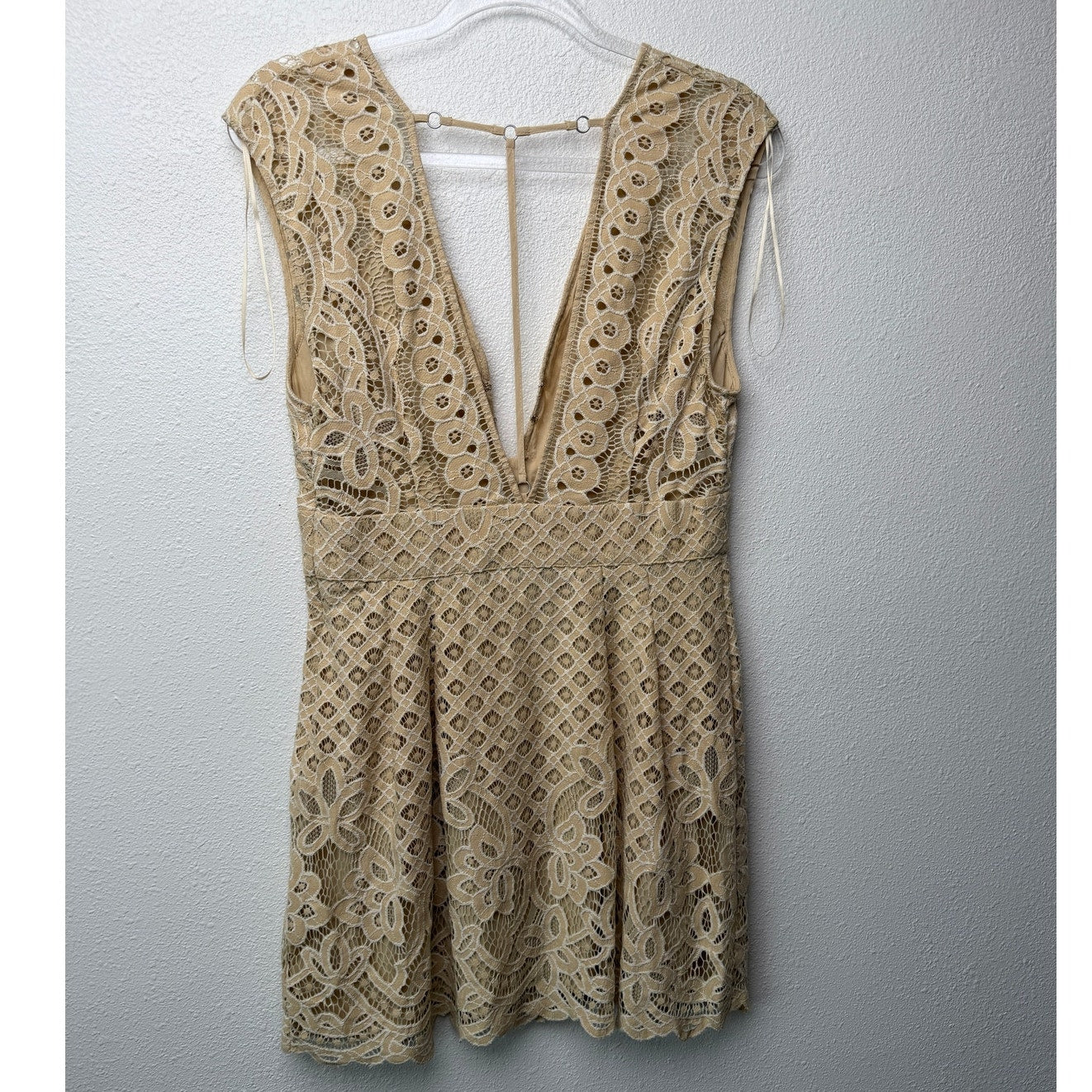 NWT Free People One Million Lovers Ivory Crochet Lace Mini Dress Size 10