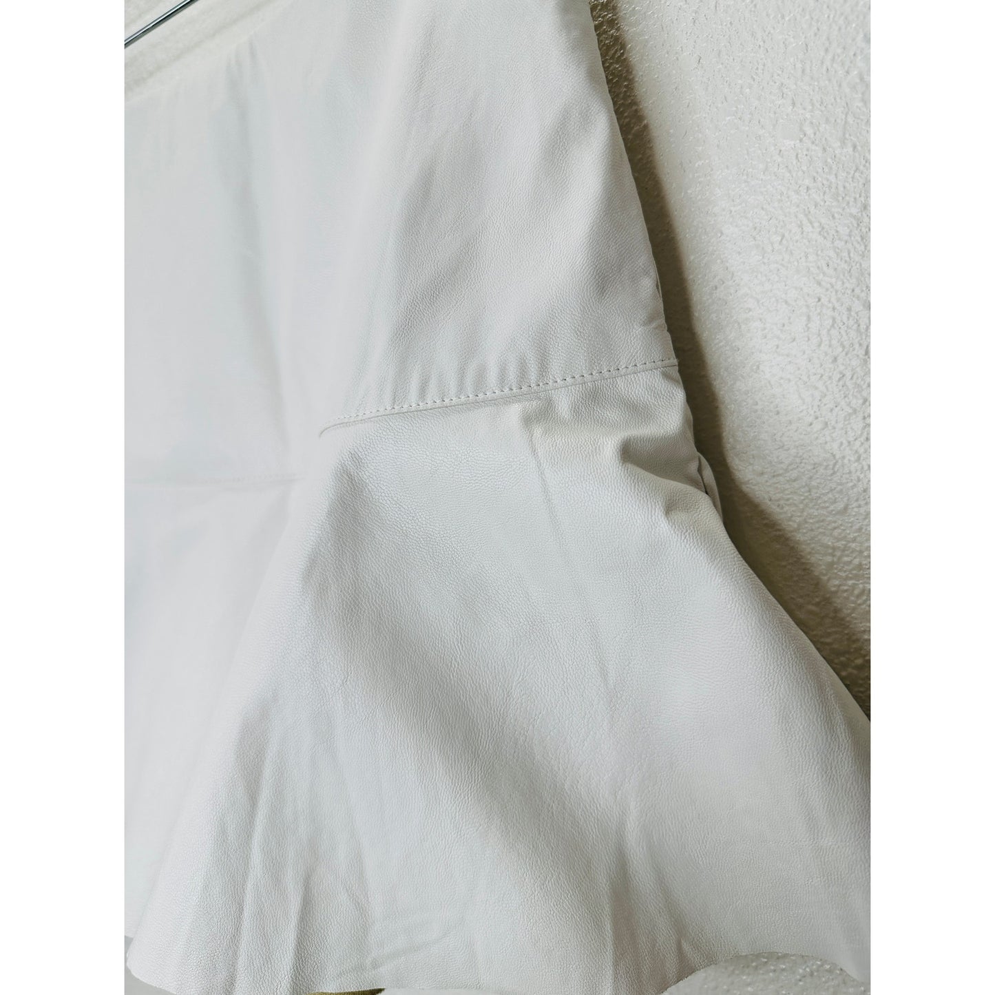 NWT Cotton Candy LA White Flounce Mini Skirt Built-in Shorts M