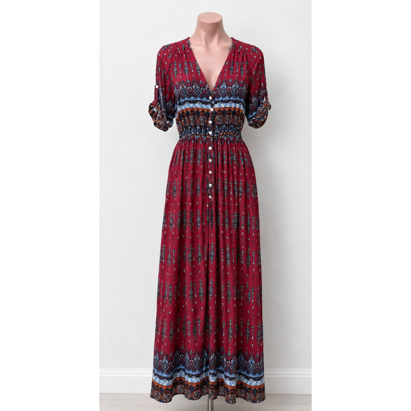 R. Vivimos VNeck Roll Tab Sleeve Button Front Paisley Dress Red Blue Multi Small