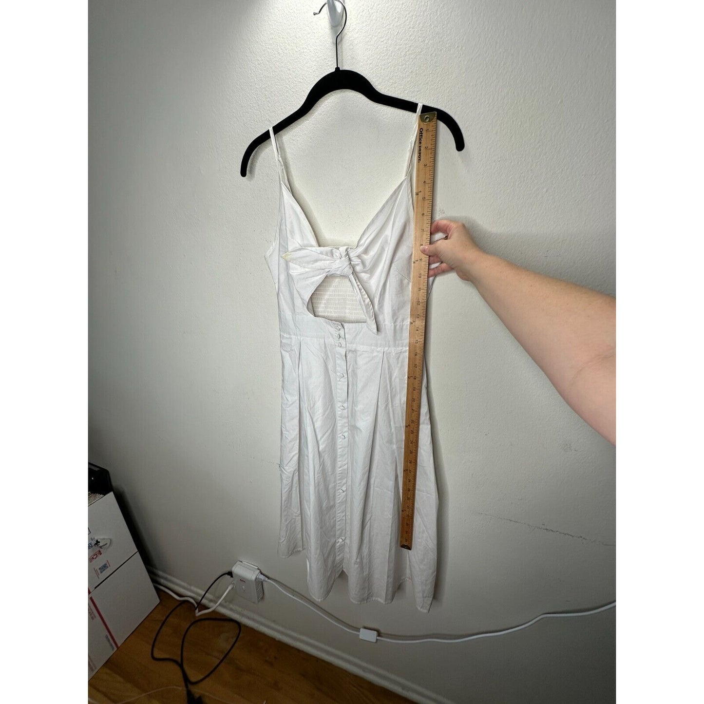 White Front Tie Spaghetti Strap Open Stomach Front Button Flowy Summer Dress M