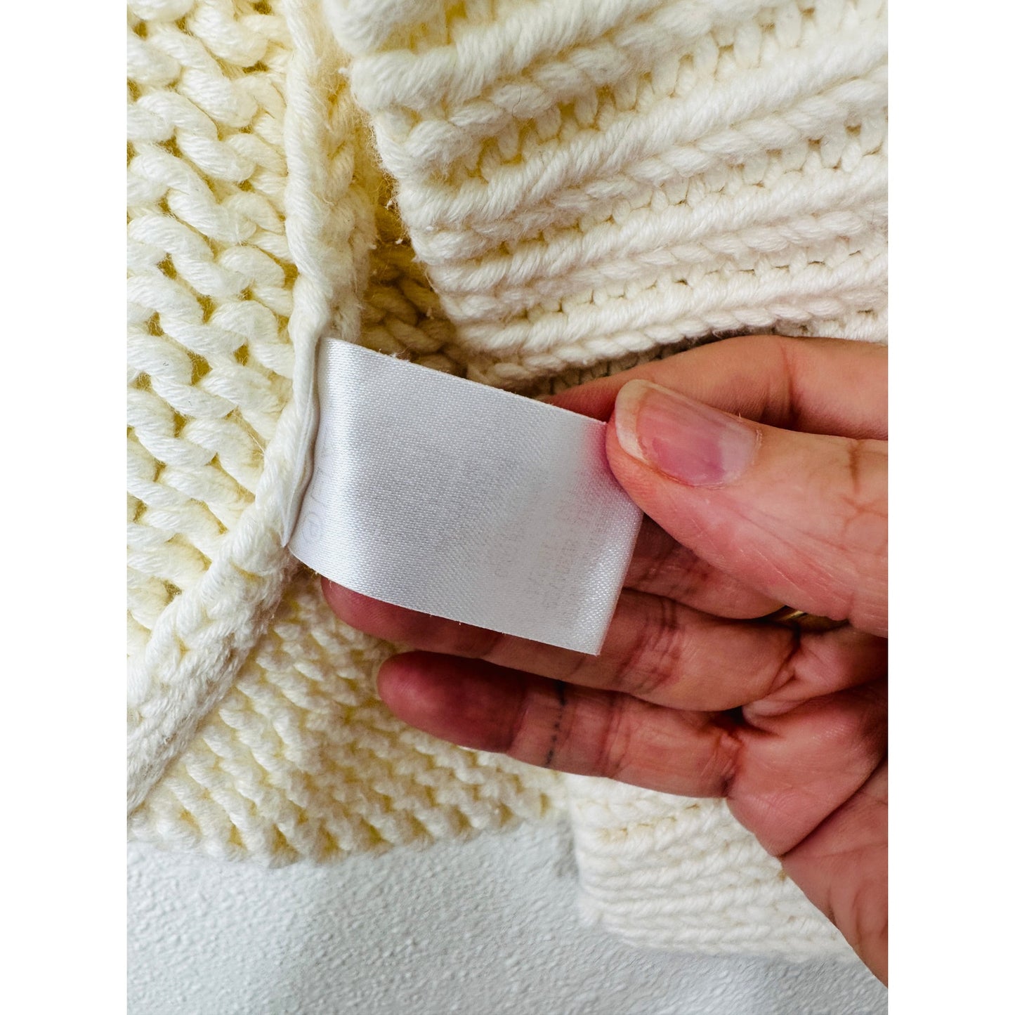 Theory Ivory Cream Chunky Knit Cropped Sweater Vest Small