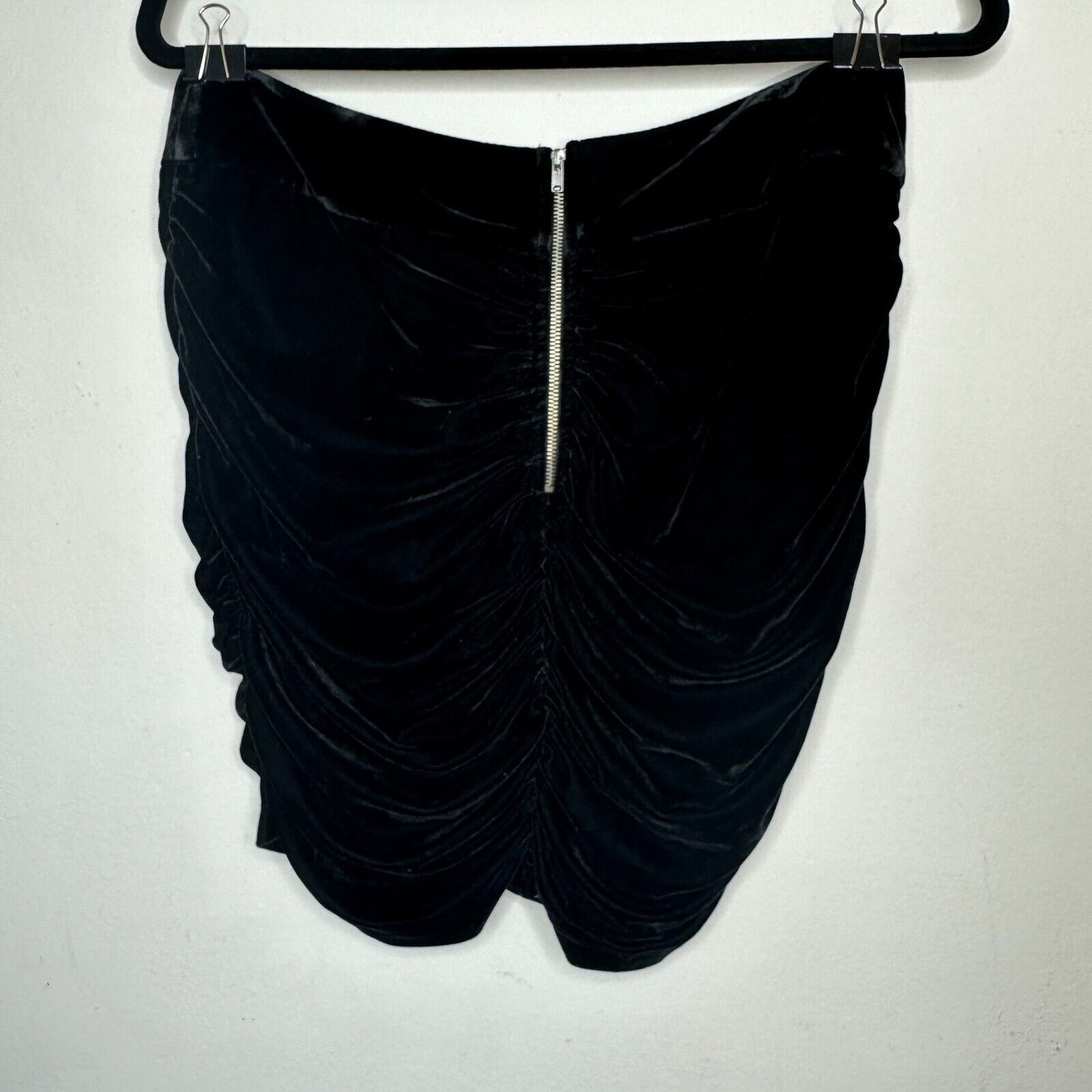 Solid Jet Black Sexy Ruched Velvet Mini Skirt Zip Back Stretch Medium