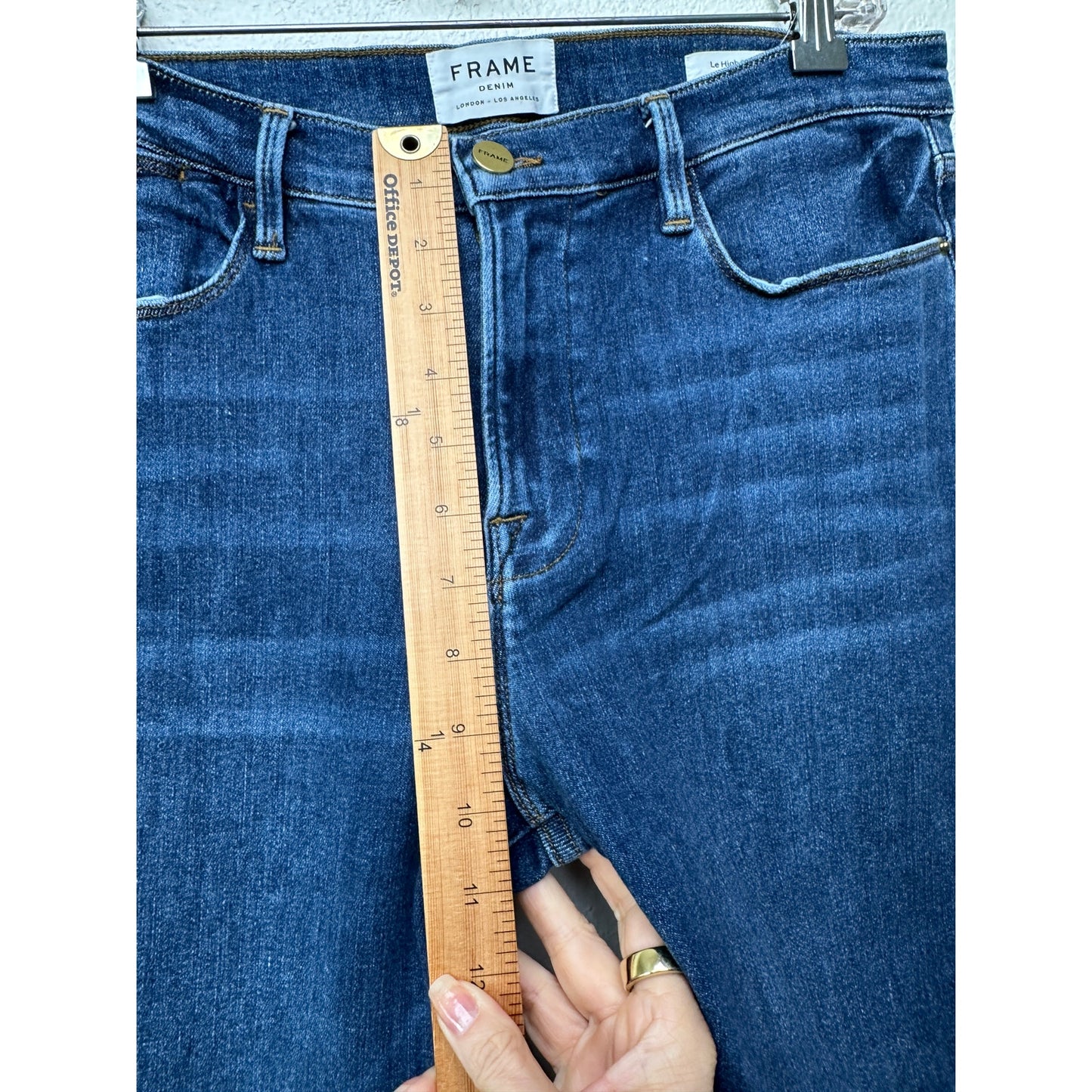 Frame Le High Straight Bestia Medium Dark Wash Women’s US 31 Jeans