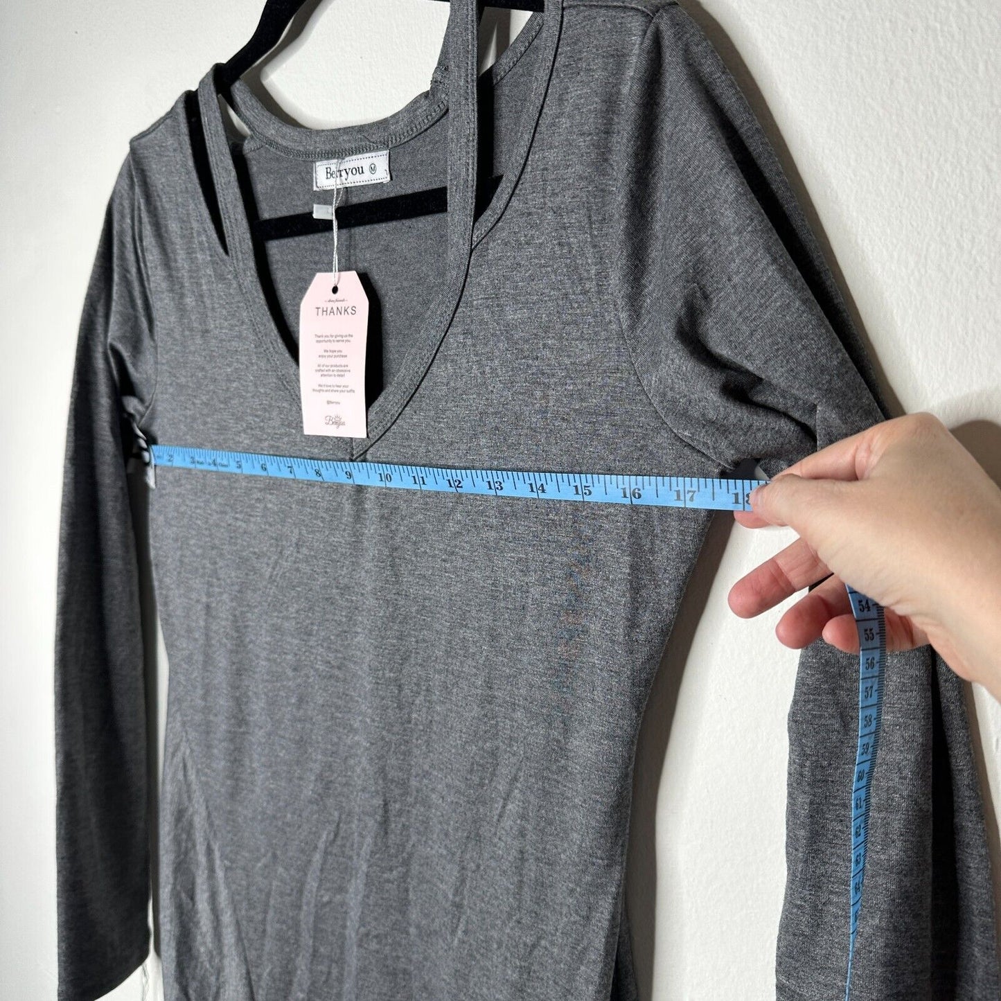 NWT Berryou Gray Cold-Shoulder Long Sleeve Front Tie Hem Knit Mini Dress Medium