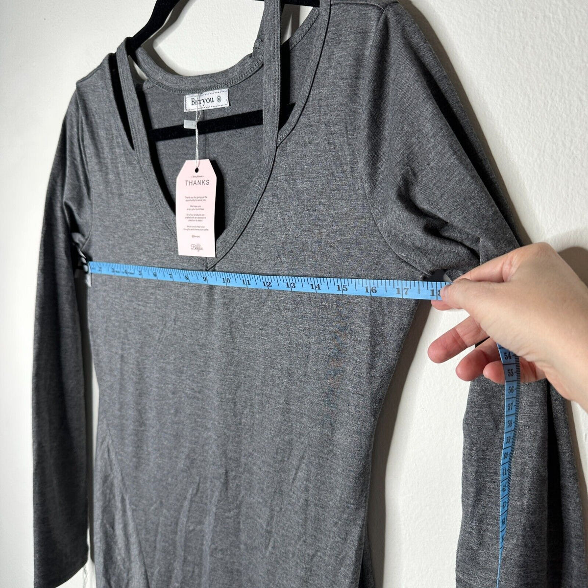 NWT Berryou Gray Cold-Shoulder Long Sleeve Front Tie Hem Knit Mini Dress Medium