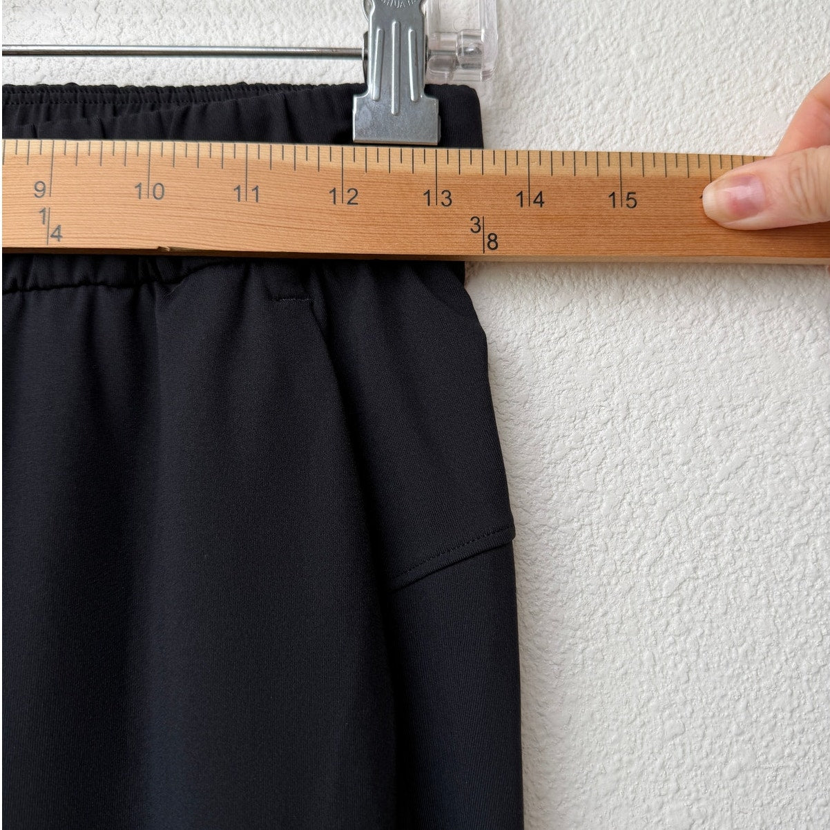Lululemon On The Fly Jogger Black Drawstring Cuffed Pants Size 2